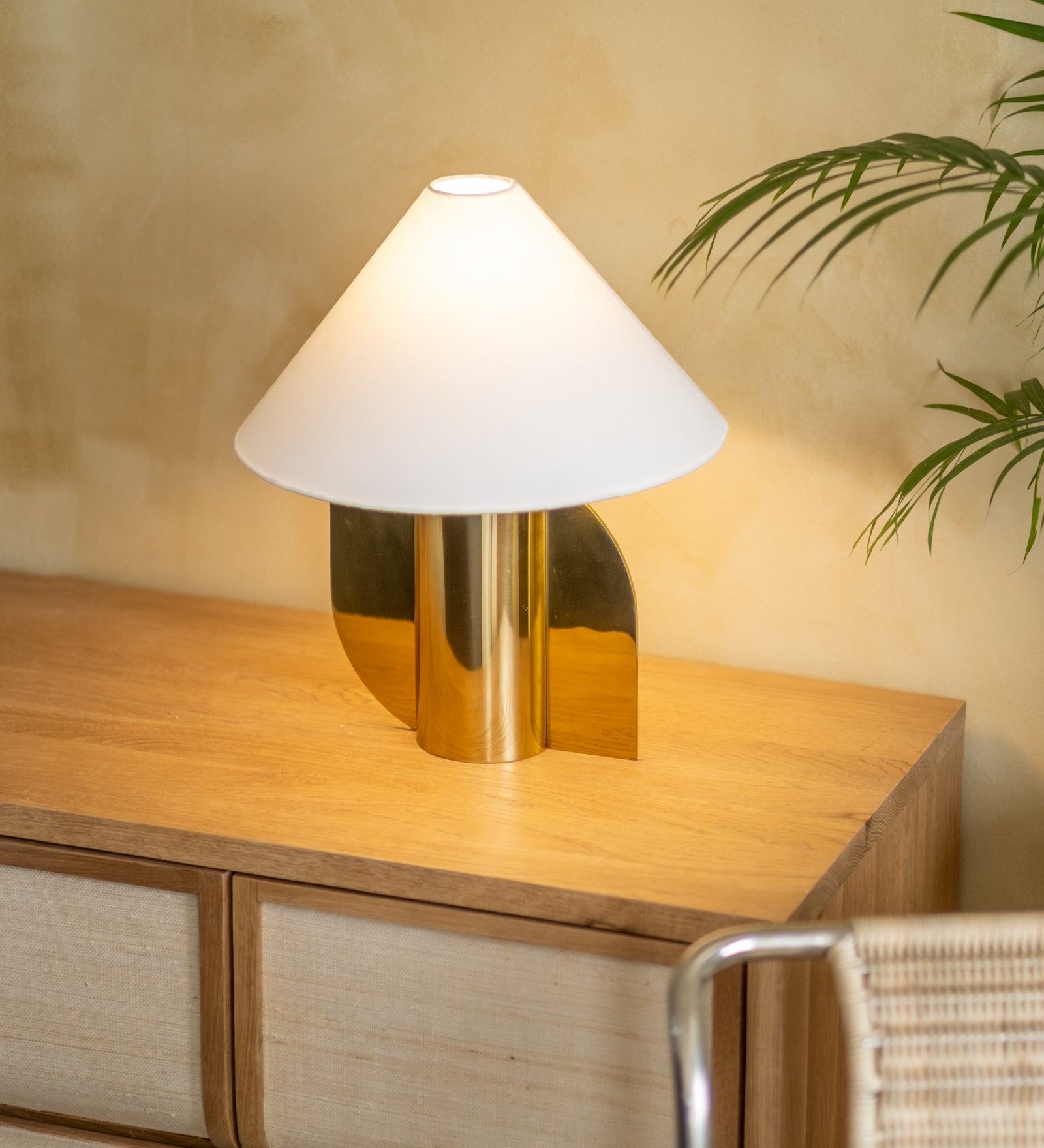 Helia Gold Table Lamp