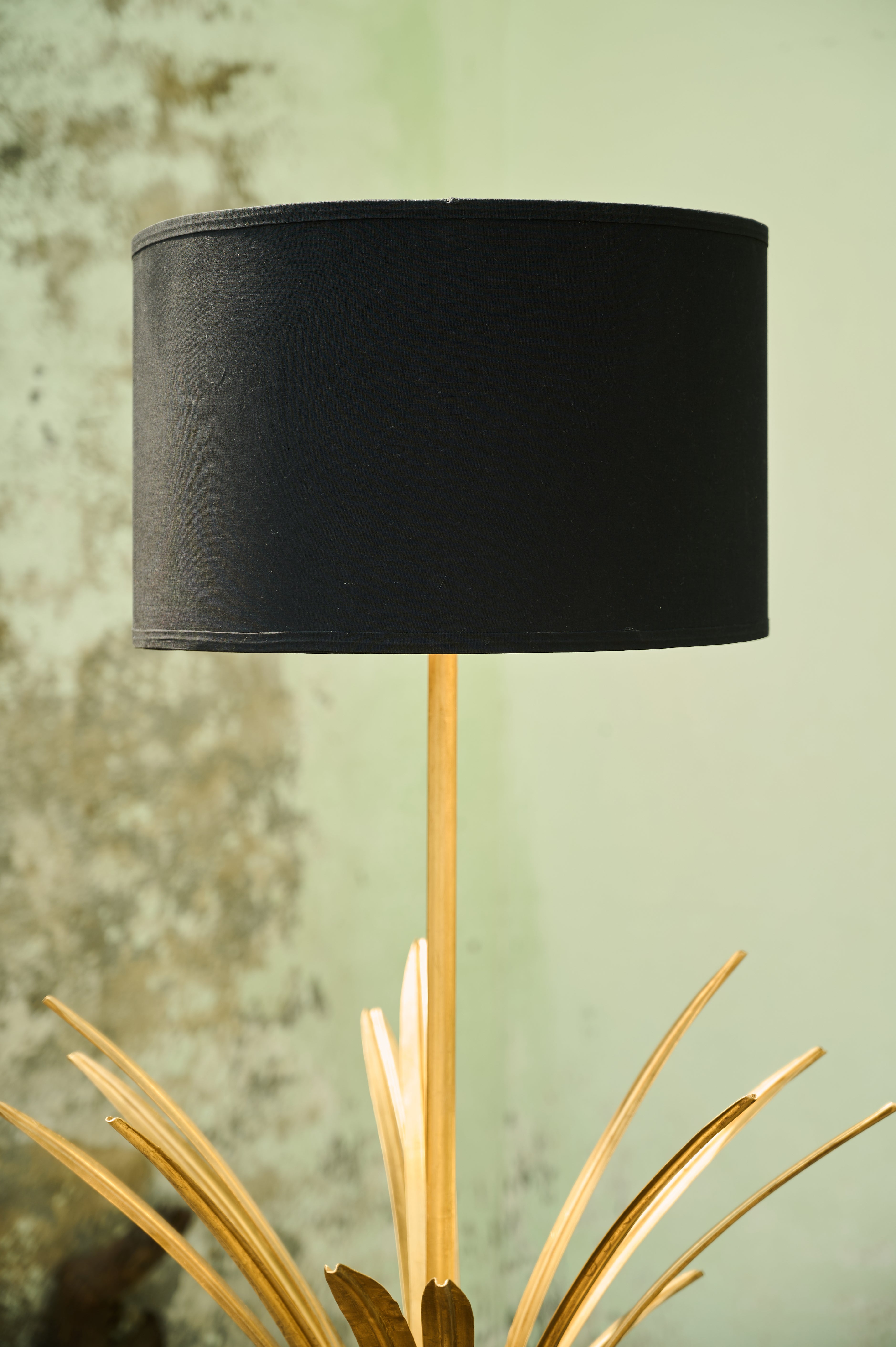 Palmette Floor Lamp black drum shade detail