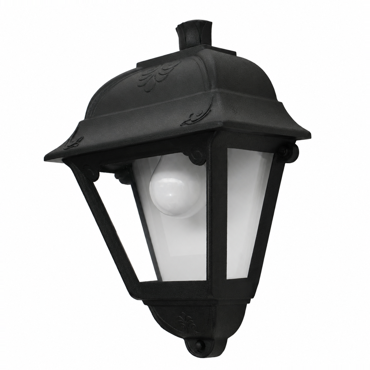 Victoria Vintage Wall Lantern