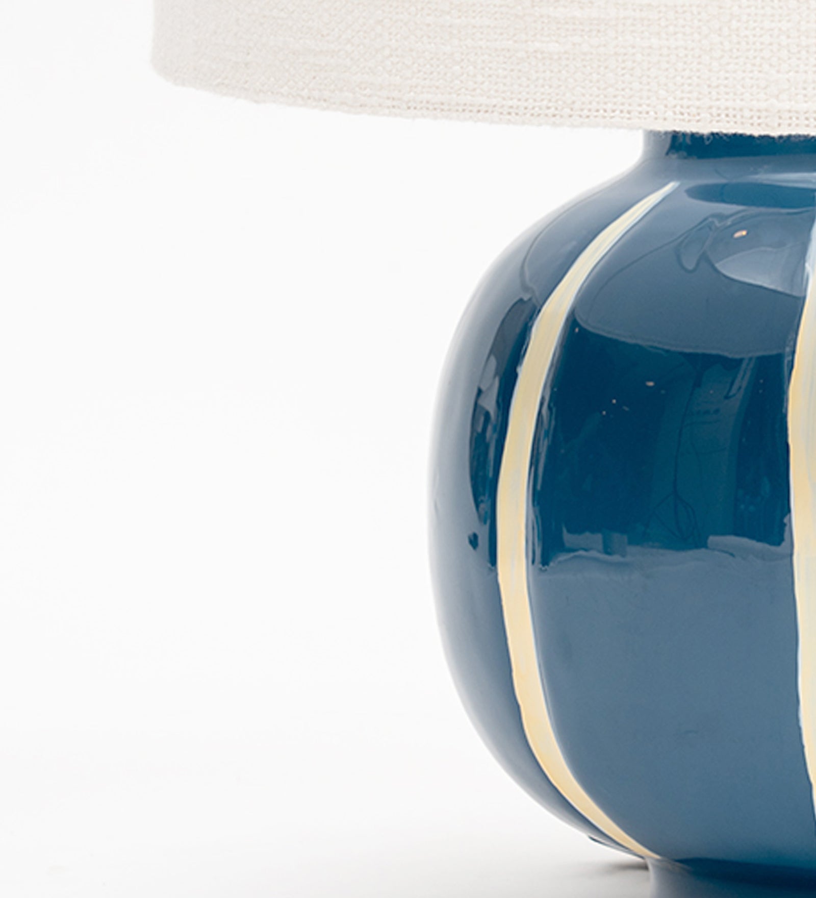 Taoza Blue Table Lamp