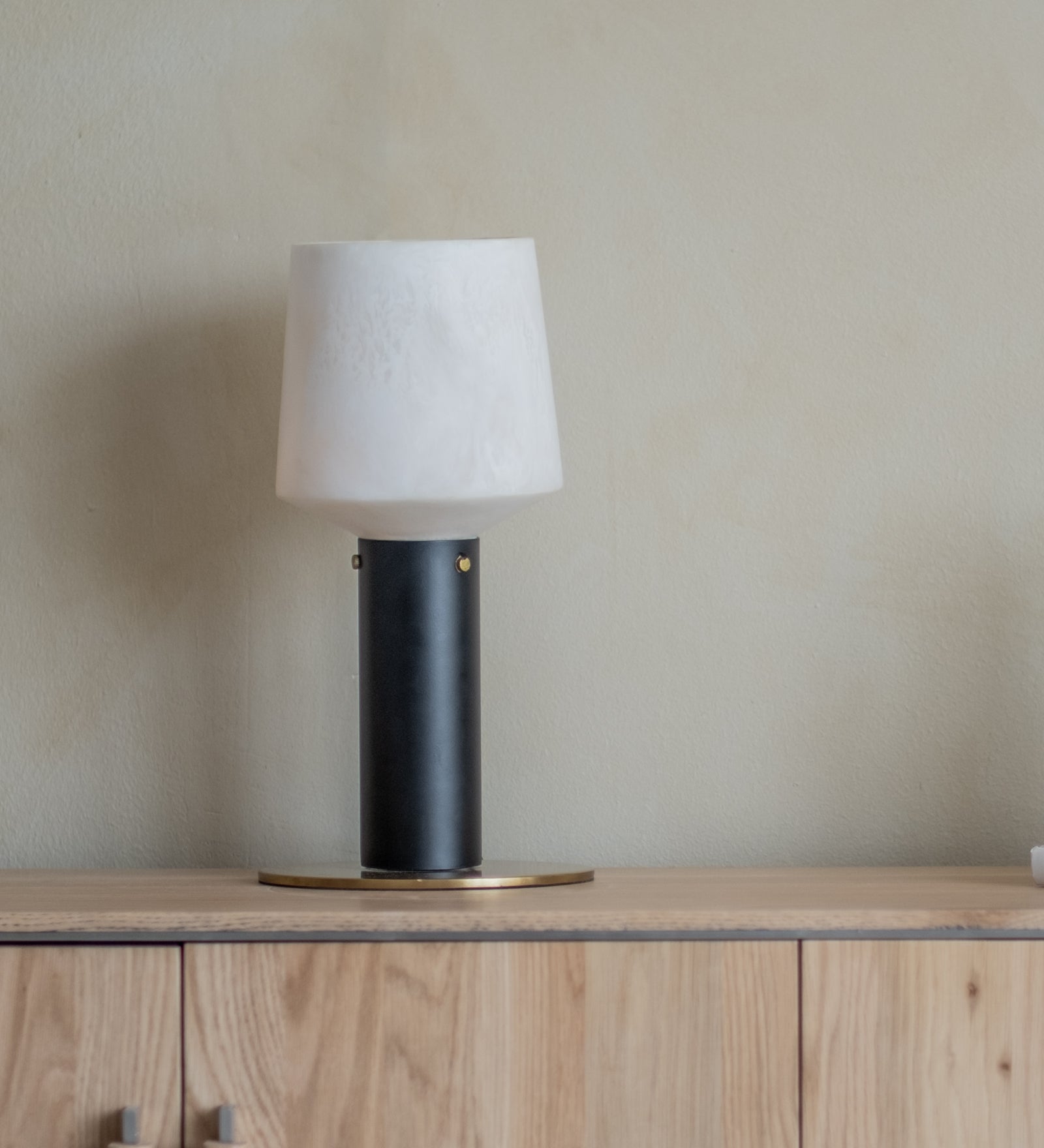 Orira Desk Lamp