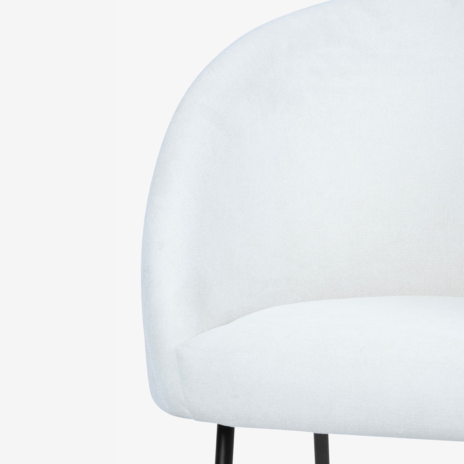 Amari Lounge Chair