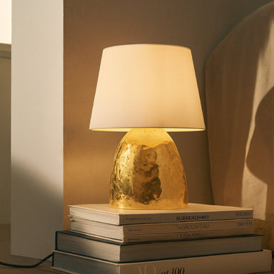 Nythos Table Lamp