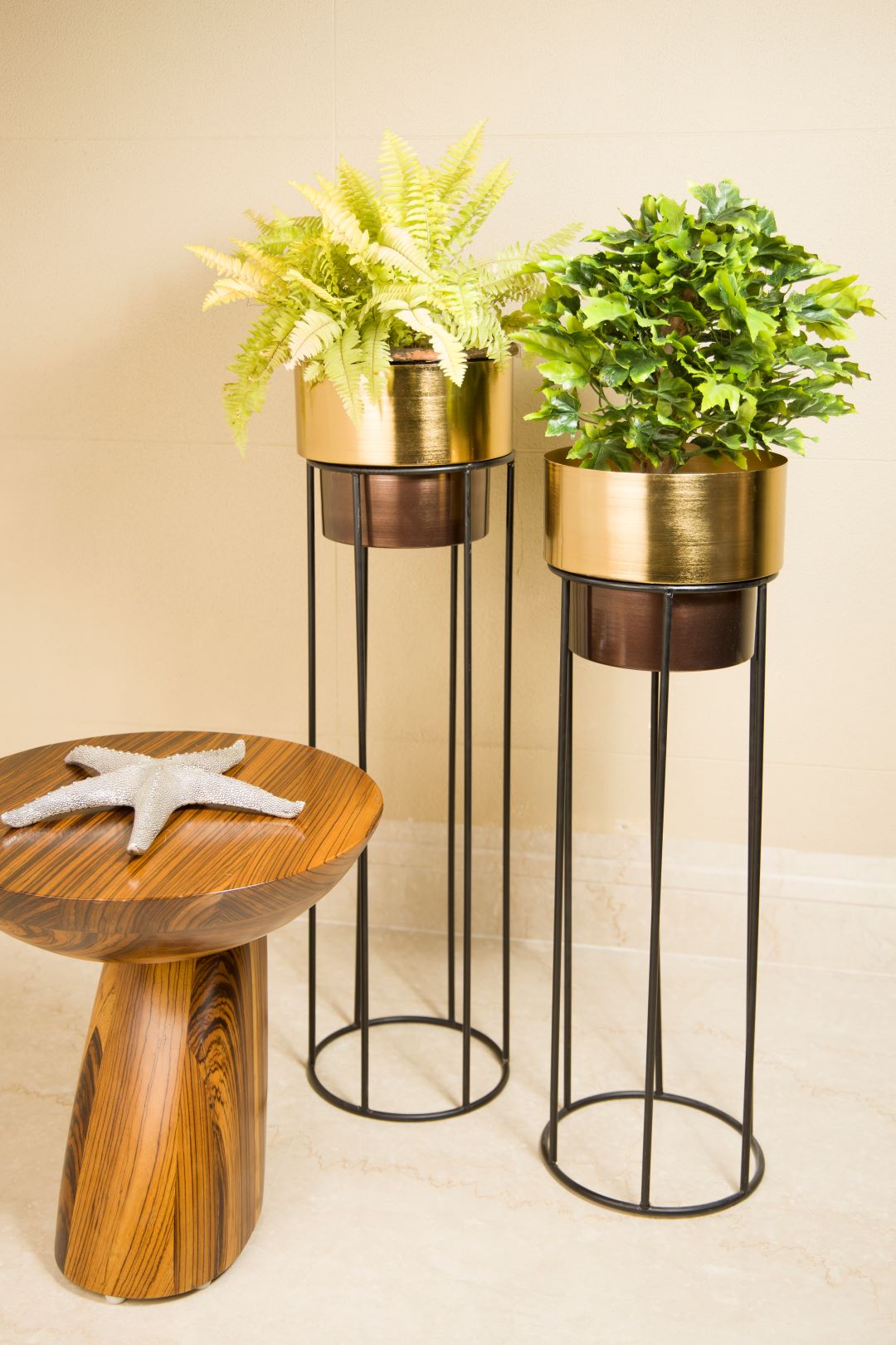 Brent Gold/Wine Tall Metal Planter (Set of 2)