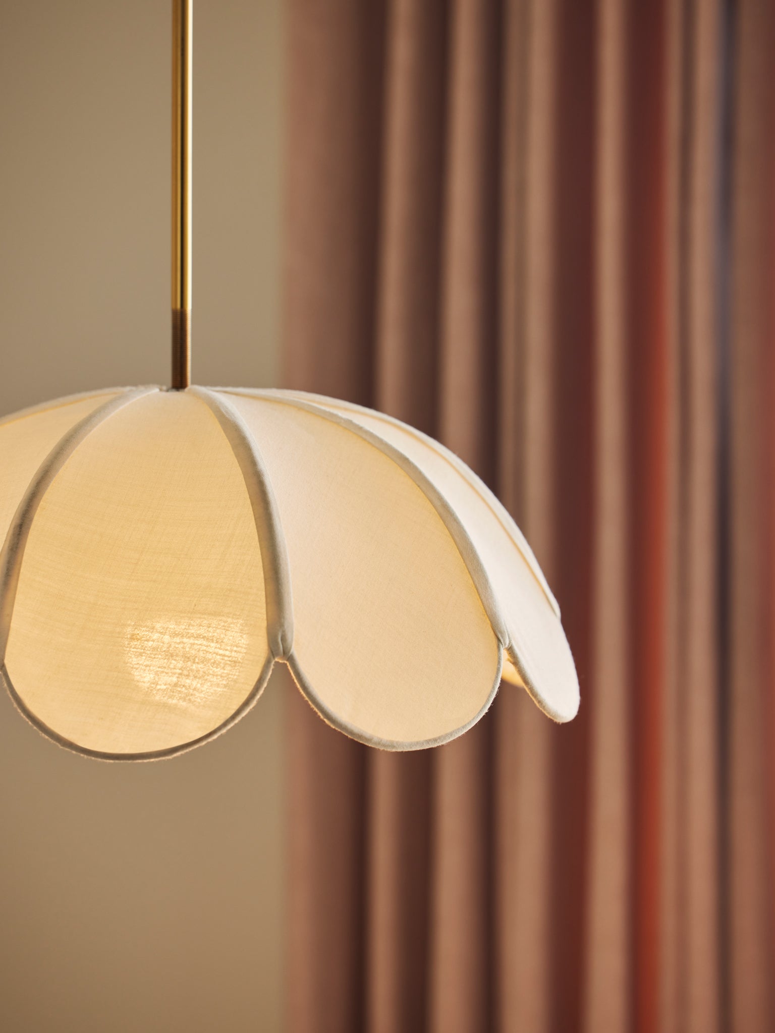 Bloom Fabric Hanging Lamp