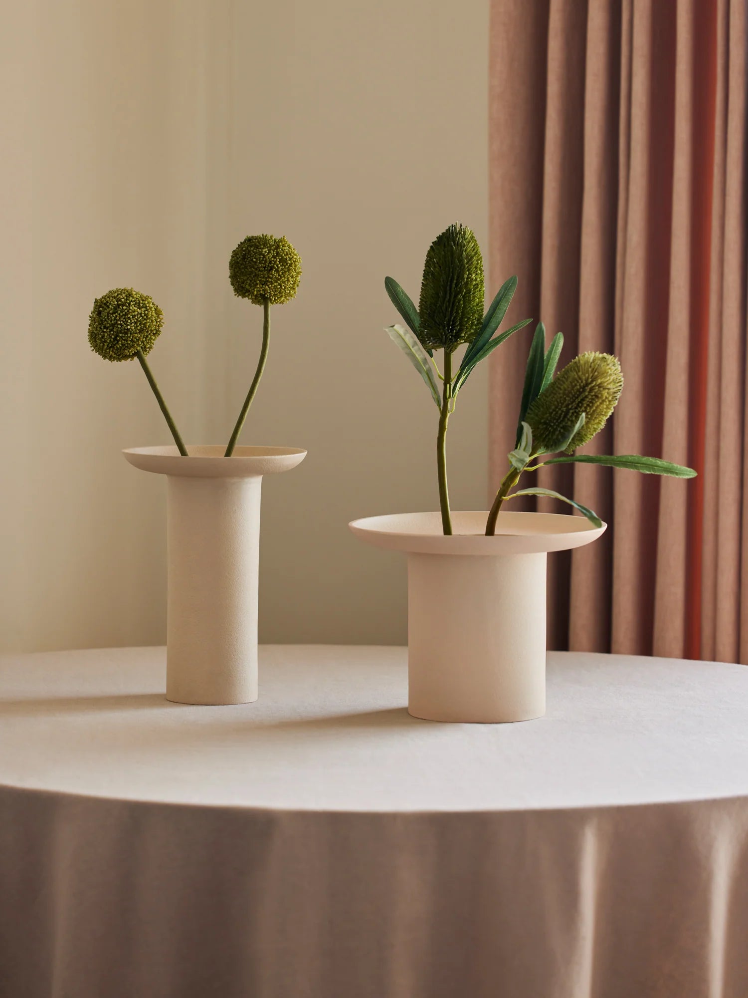 Cinnabari Vase