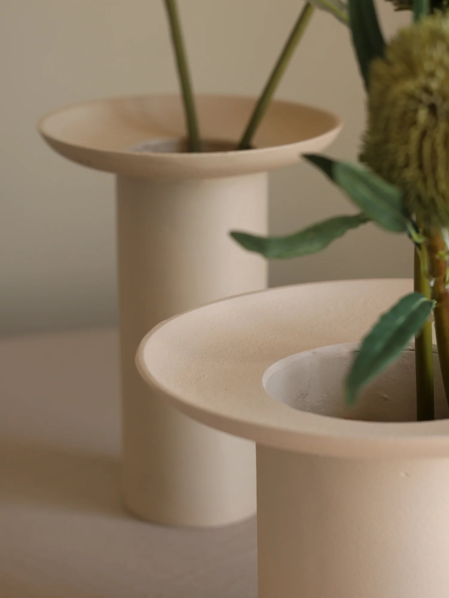 Cinnabari Vase