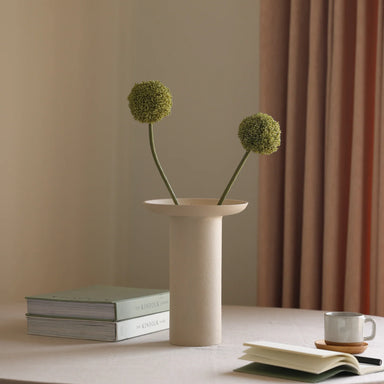 Cinnabari Vase
