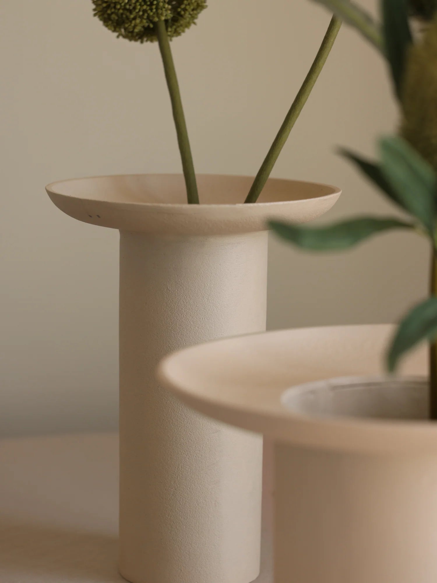 Cinnabari Vase