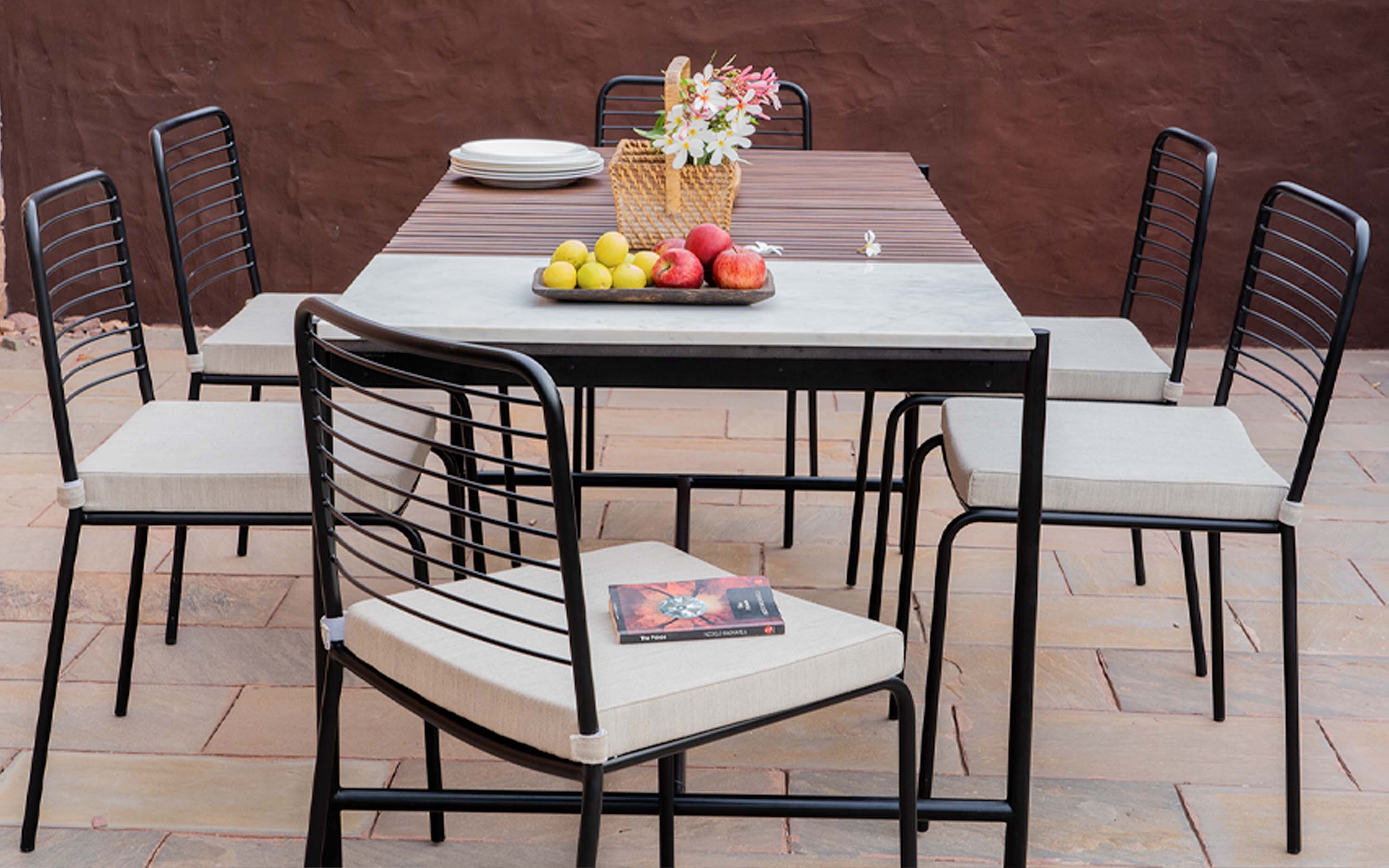 Covent Garden Outdoor Dining Table With 6 Chairs