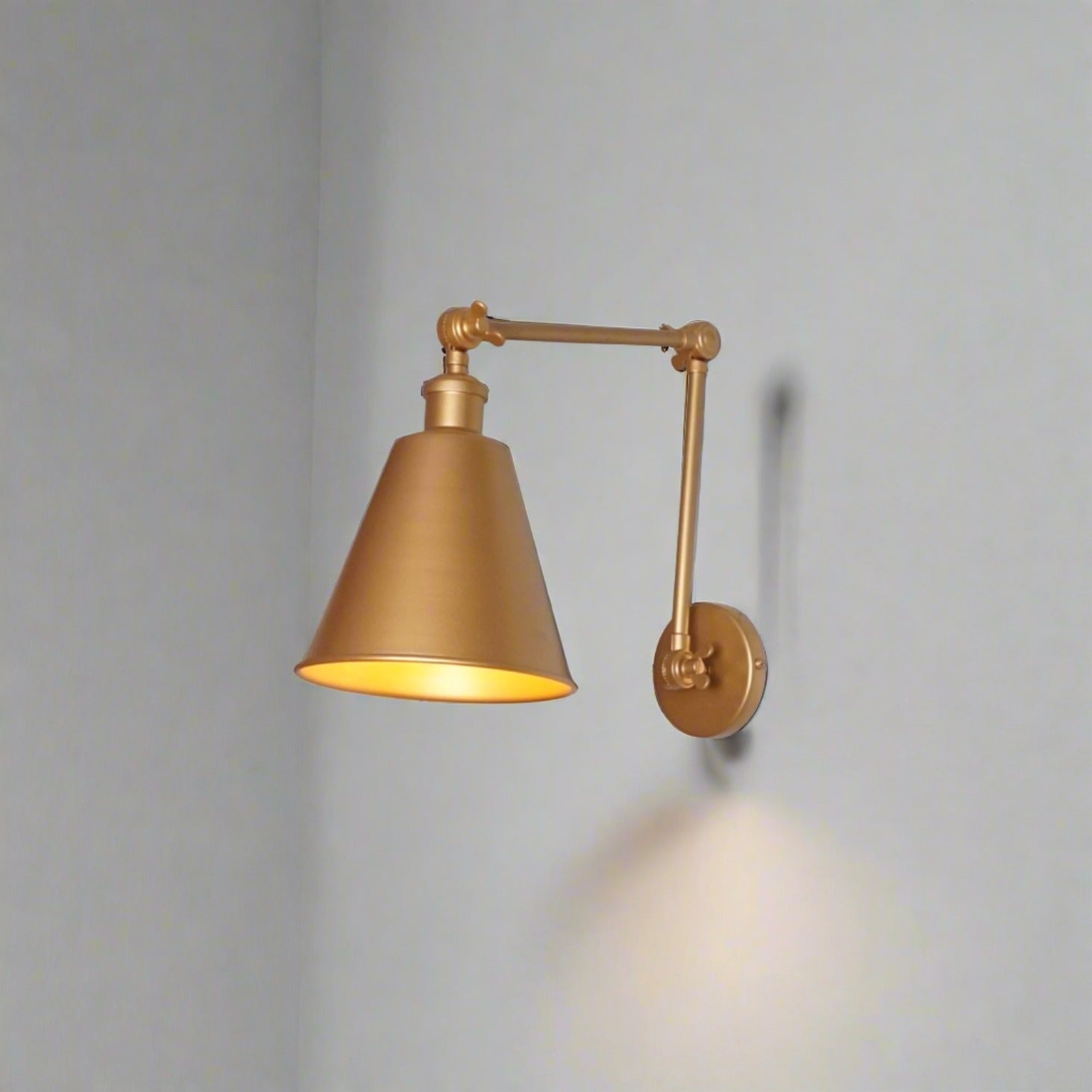gold wall lamp, light showroom in bangalore, mumbai, delhi,