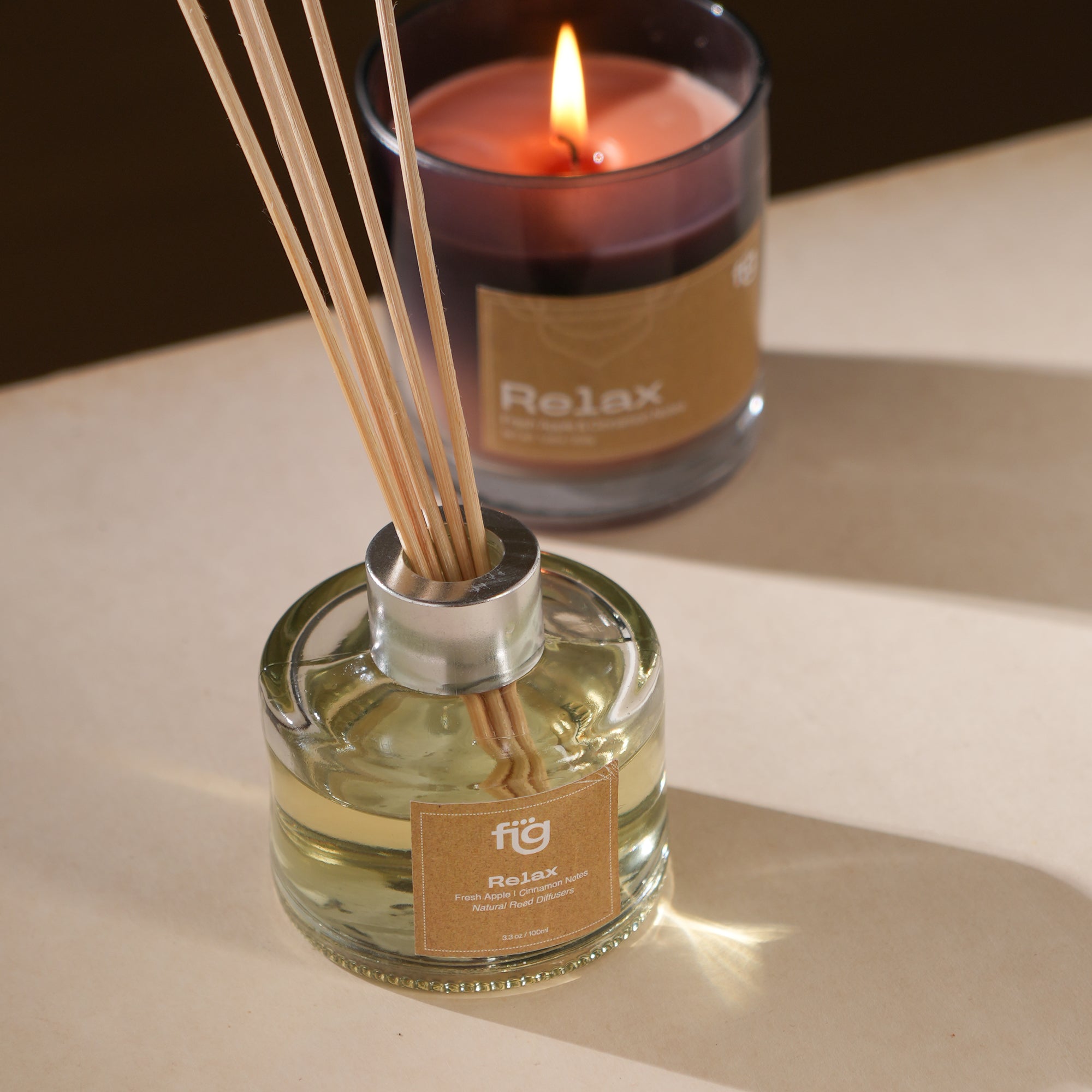 Relax Apple and Cinamon Reed Diffusor