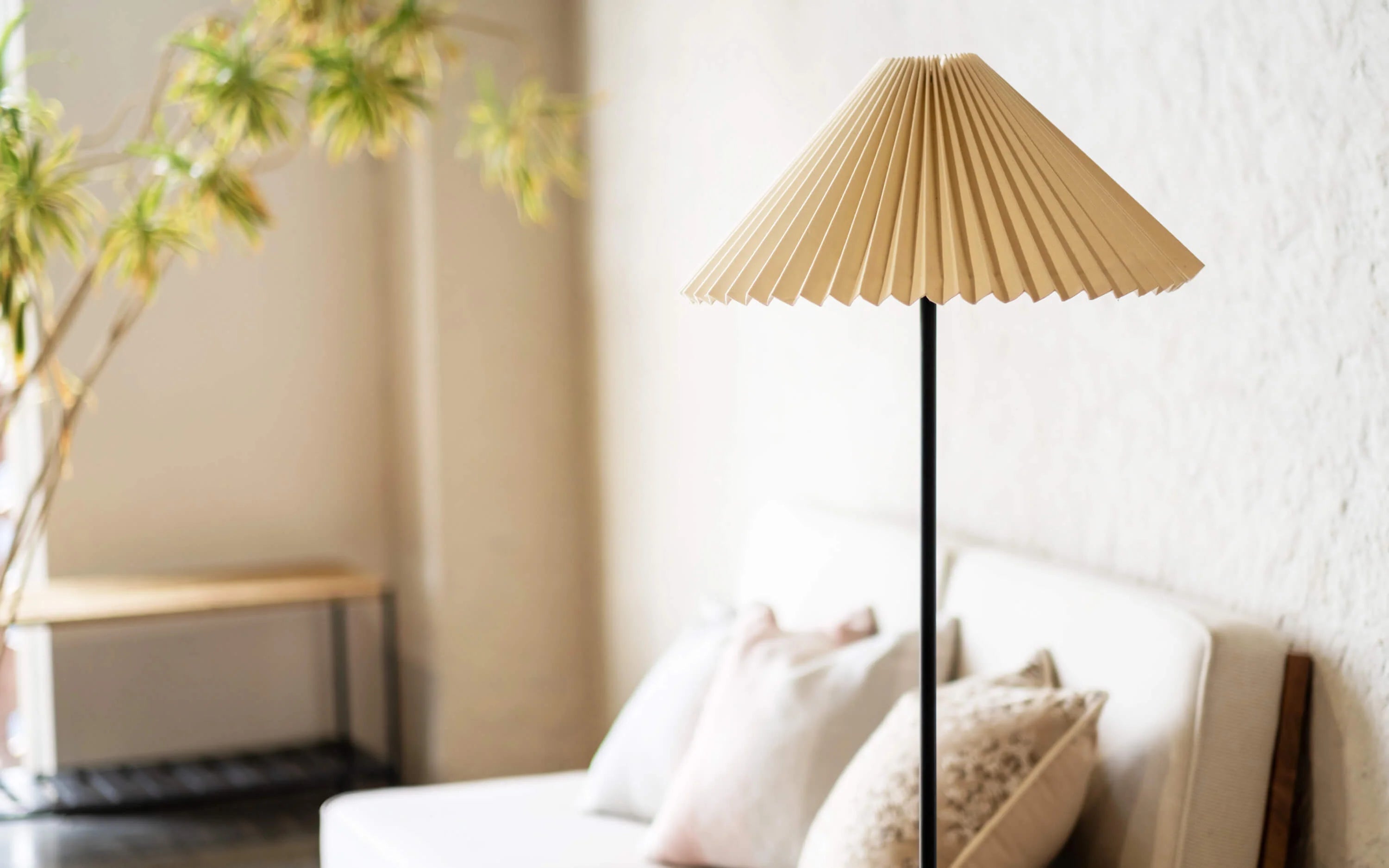 Fanny Floor Lamp