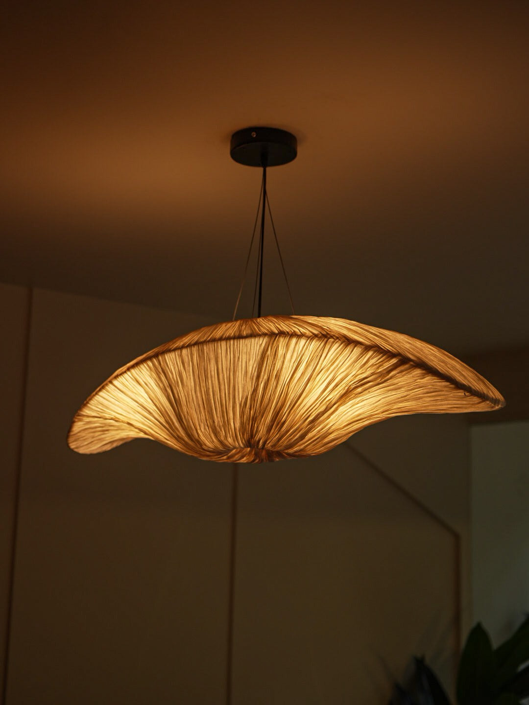 Papyrus Crescent Pendant Lamp