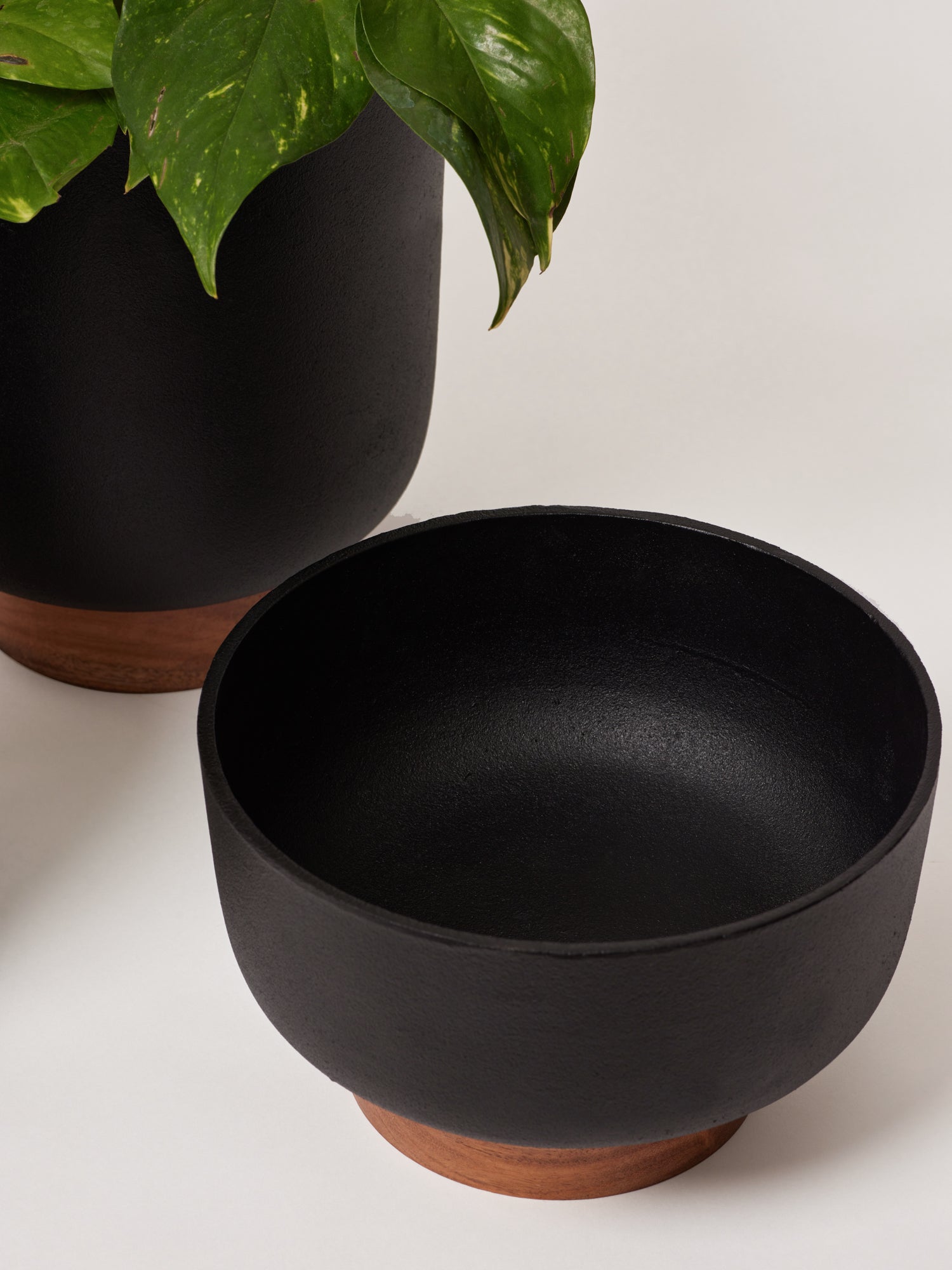 Raw Metal Black Bowl, Small - Fleck