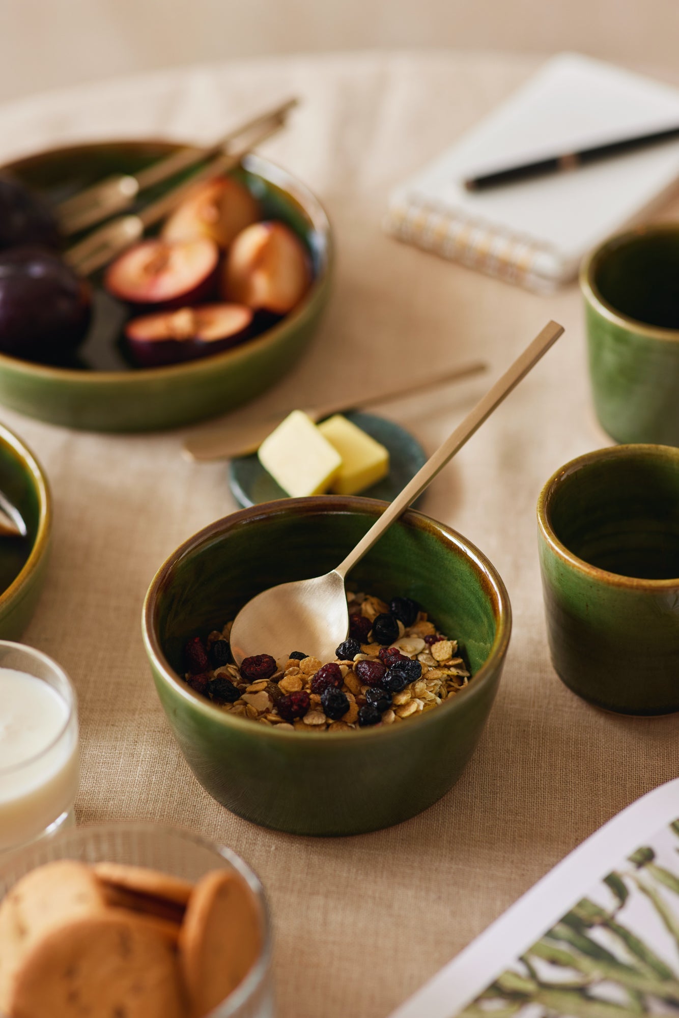 Ilai Green Stoneware Breakfast Set