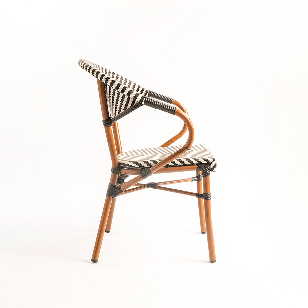 V Popsicle Aluminium Chair With Armrest