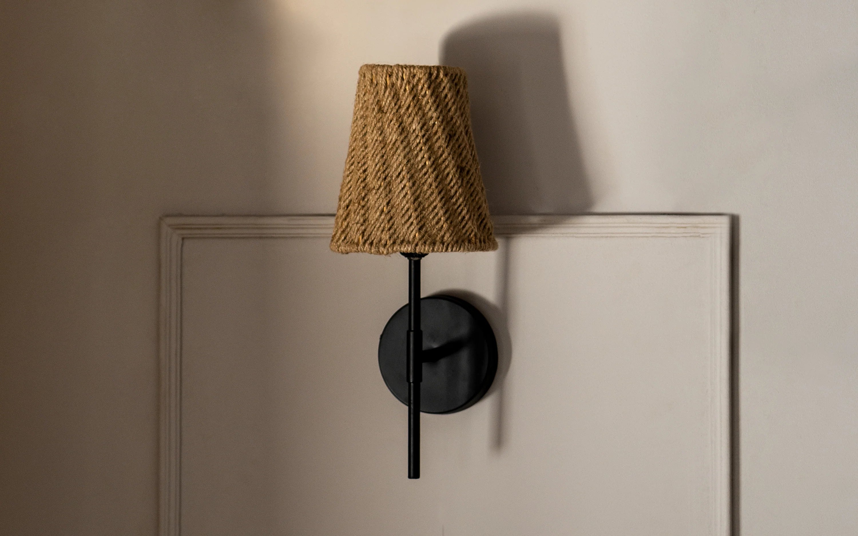 Nora Natural Jute Wall Lamp