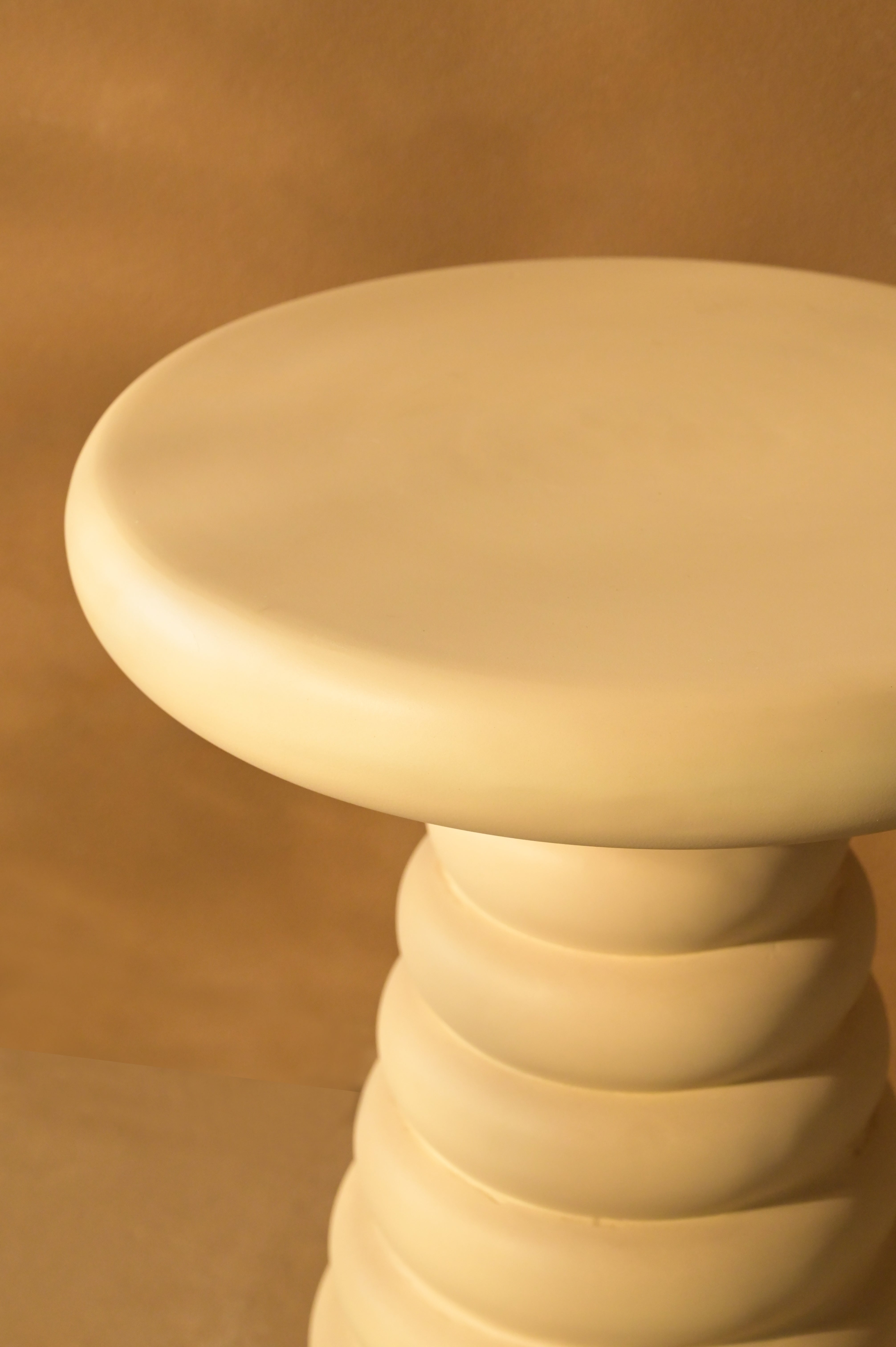 Pillar Table