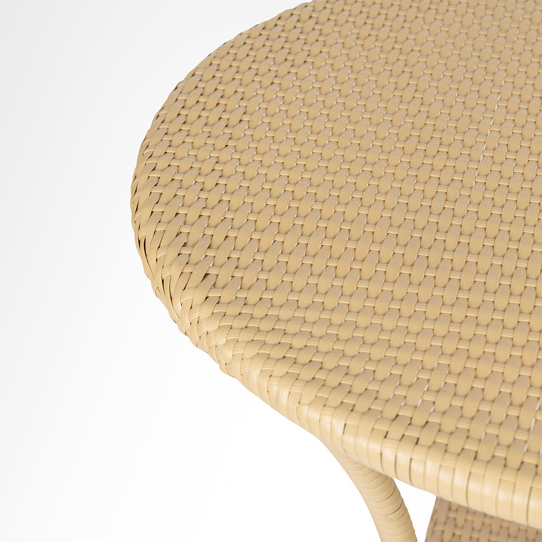 Elio Outdoor Table