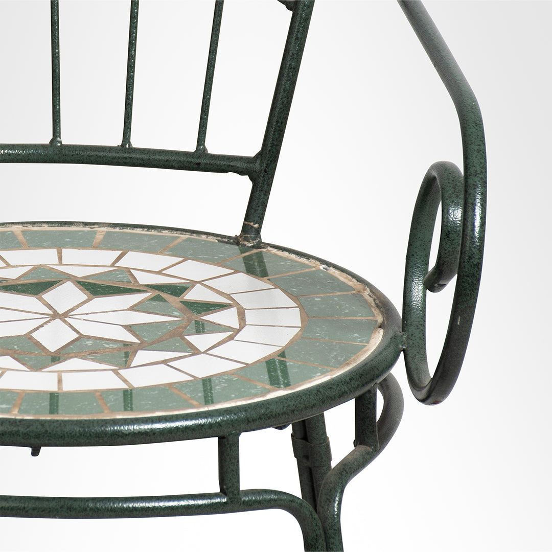 Mozaic Table & Chairs