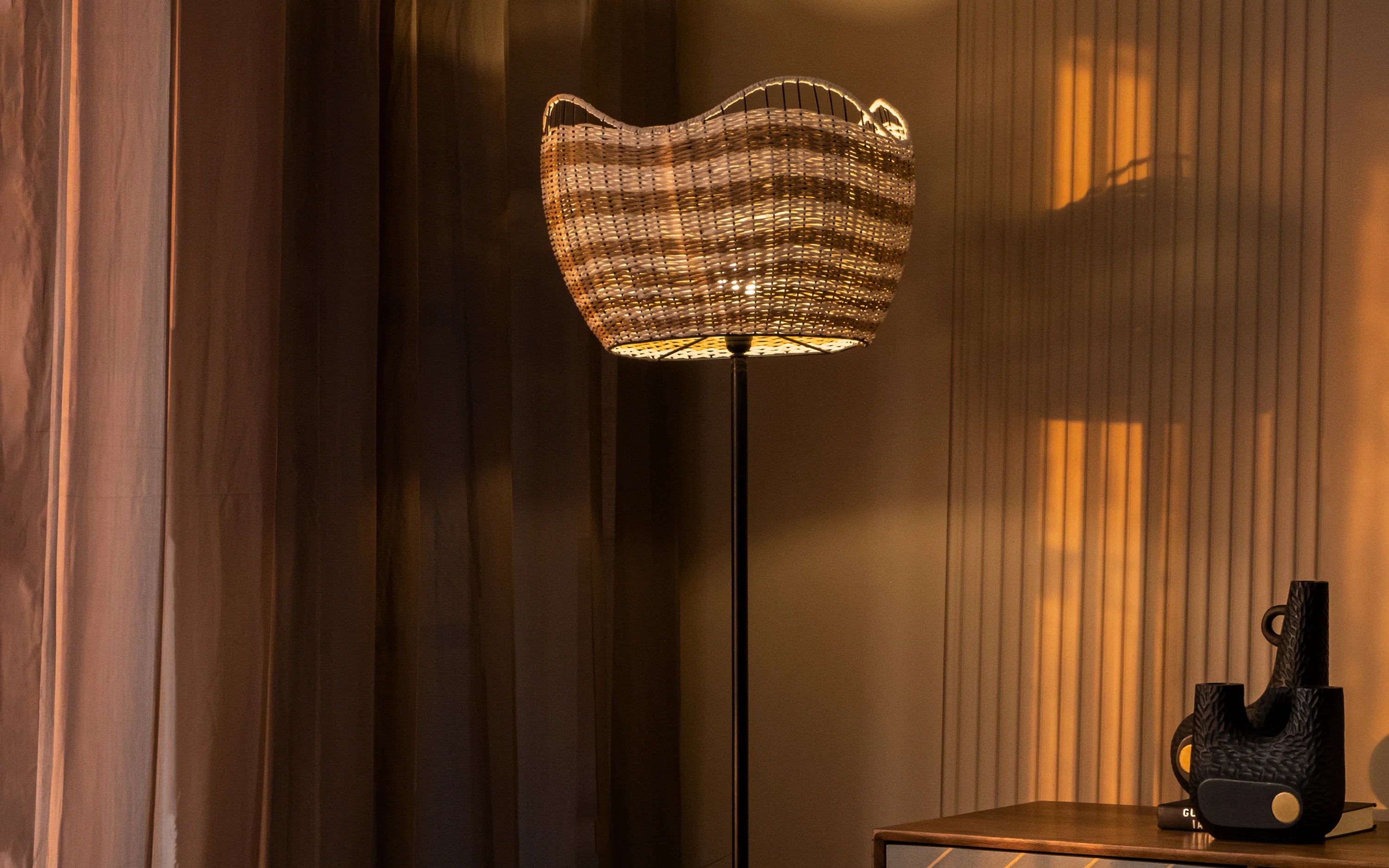 Sinu Floor Lamp