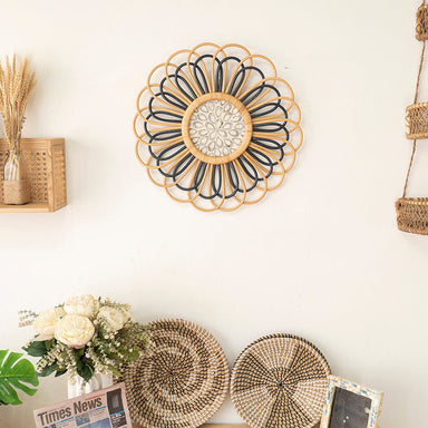 Abstract Rattan Wall Decor With Mother of Pearls - Natural & Black / Rattan and Mother of Pearls - Decor