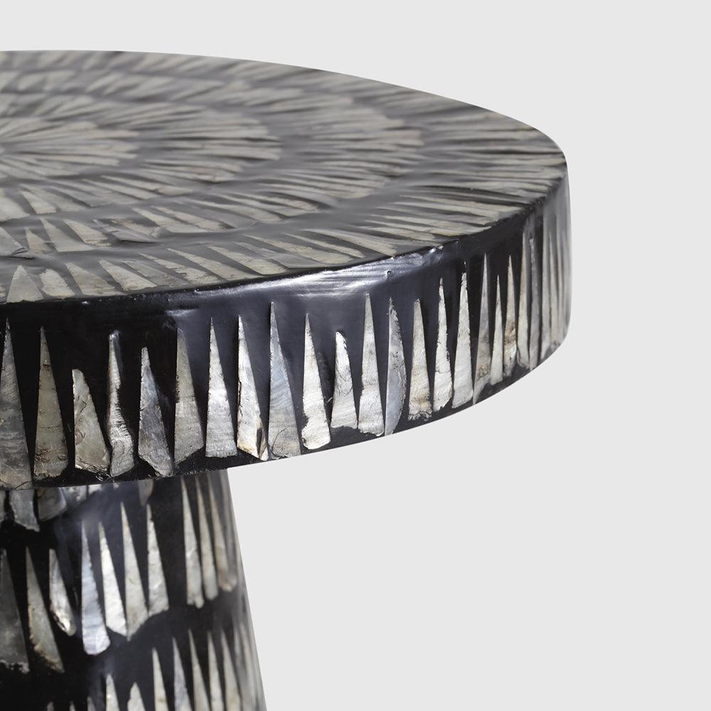 Aira Miramar Accent Table - Mother of Pearl / L:40 x B:40 x H:48 In cm - Indoor Furniture