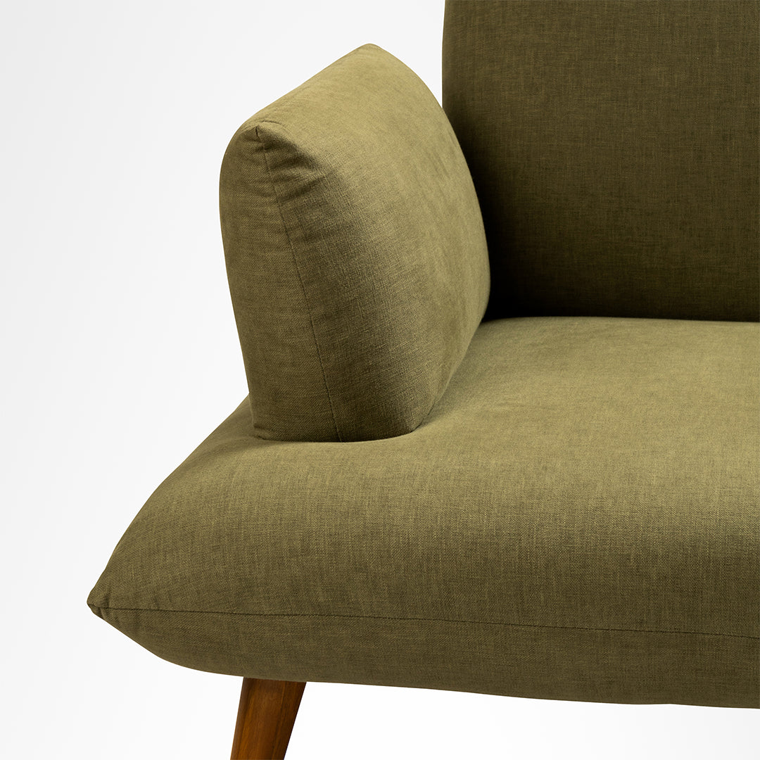 Amelia Lounge Chair - W: 34’’ D: 34’’ H: 36.5’’ SH: 13.5’’ / Green / Fabric And Solid Beech Wood Legs - Indoor Furniture