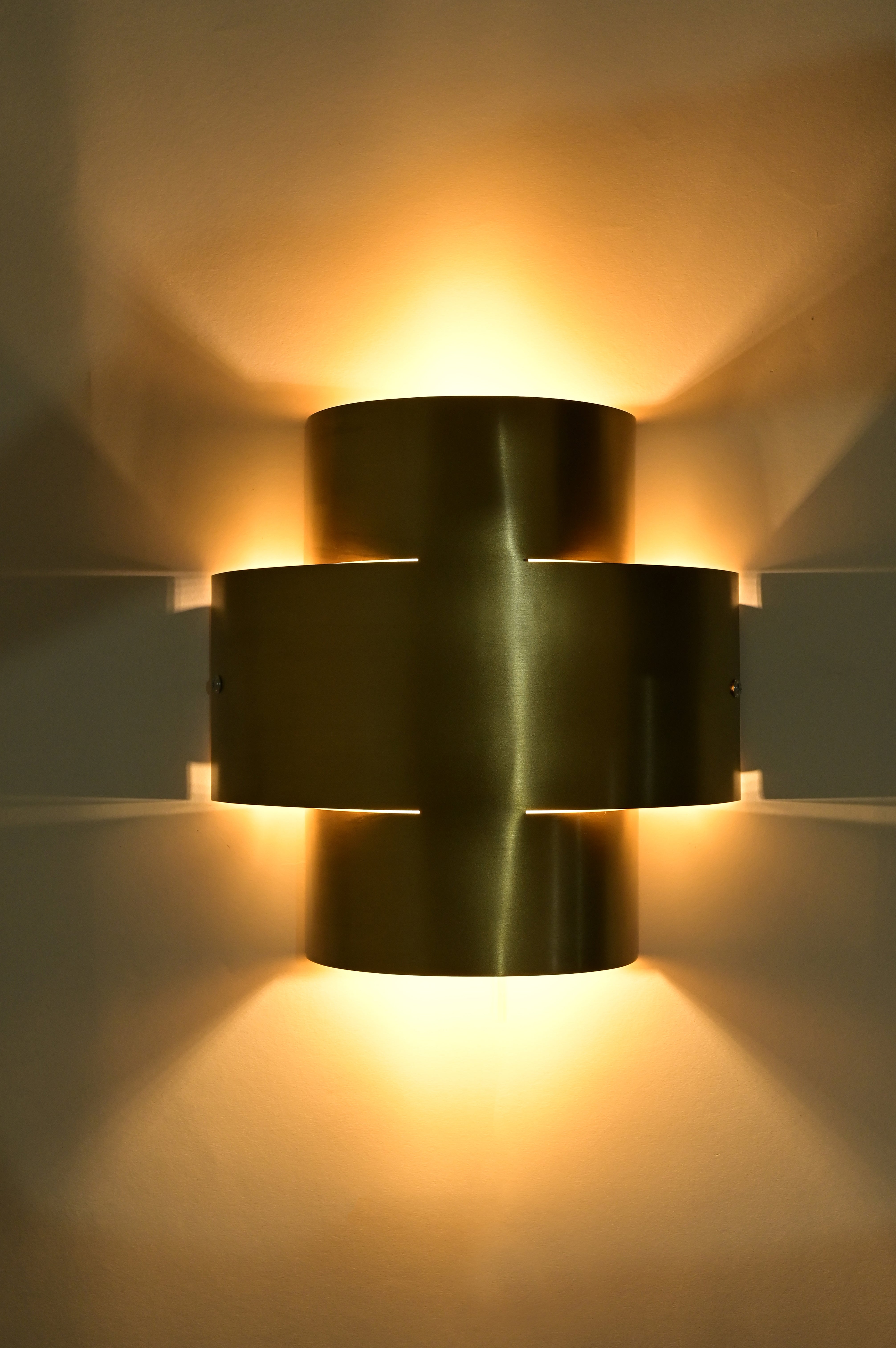 Aura Wall Sconce - Brass / Brass / 23L X 10W X 23H In Cms - Lighting