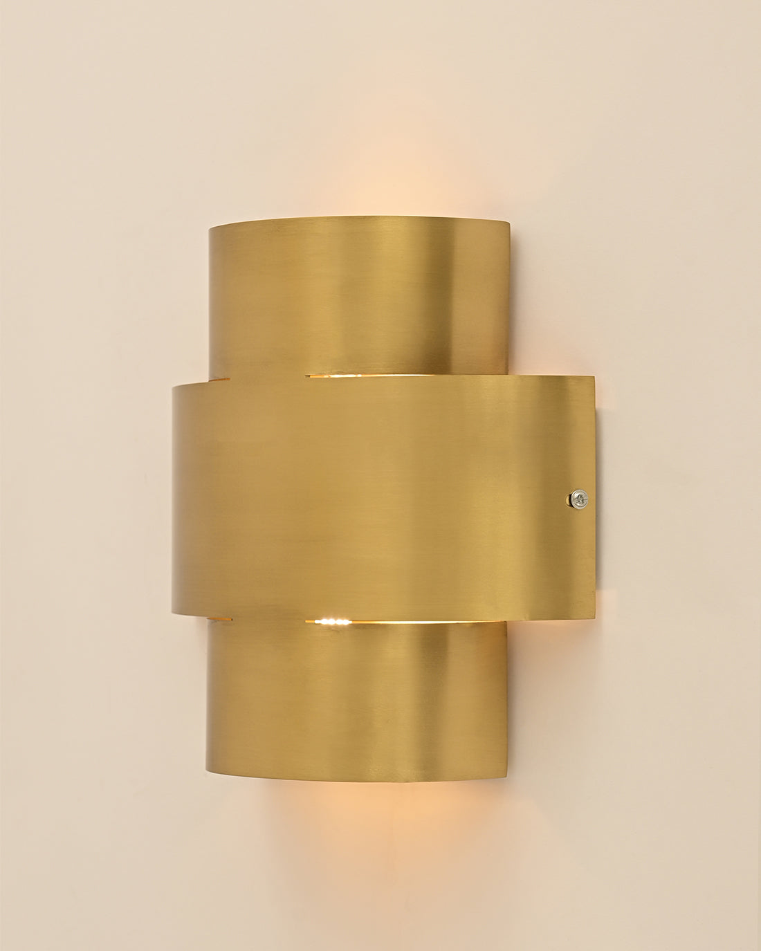Aura Wall Sconce - Brass / Brass / 23L X 10W X 23H In Cms - Lighting