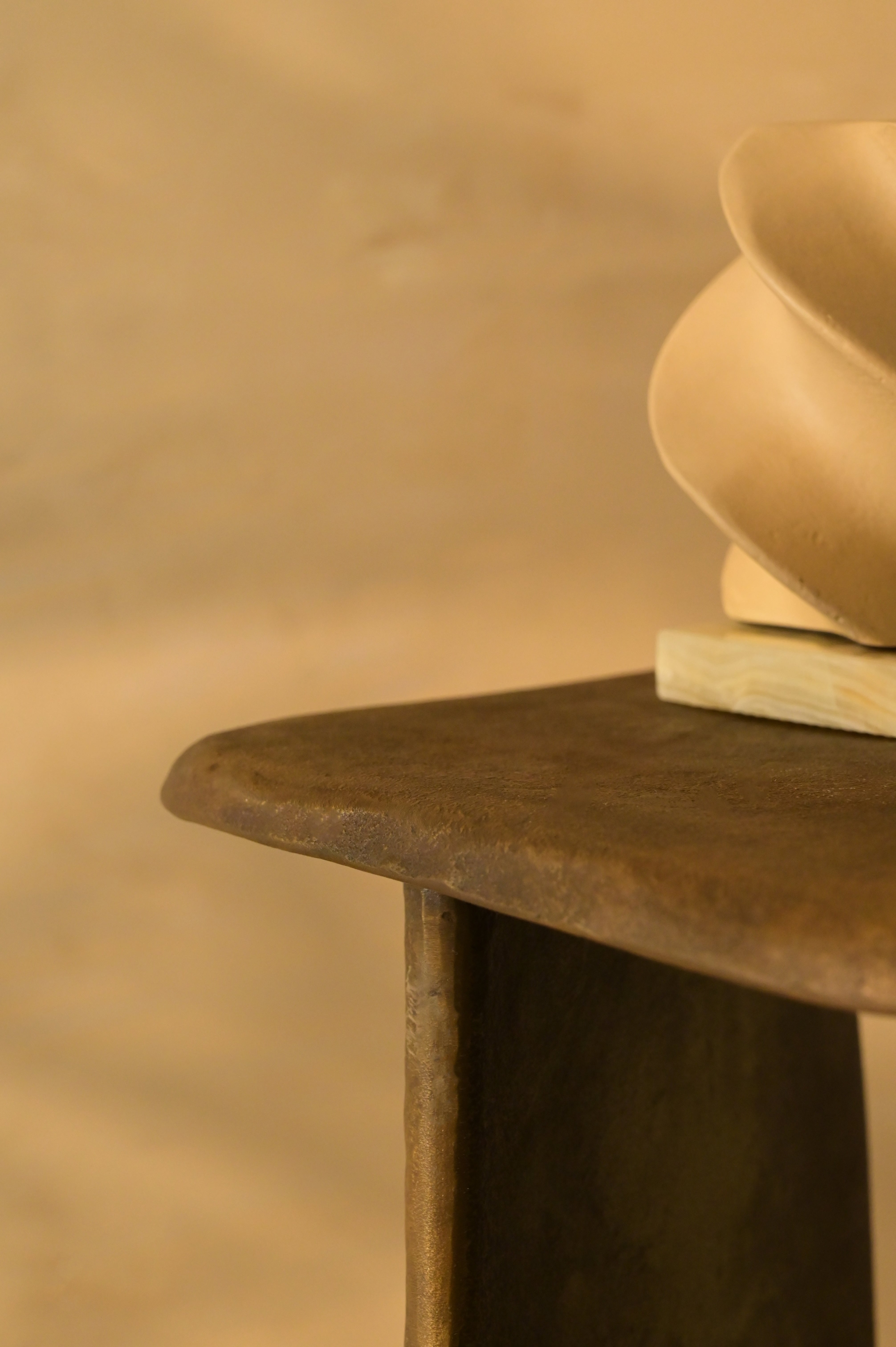 Bran Side Table - L:13 x W:13 x H:20 In inches / Aluminium - Indoor Furniture