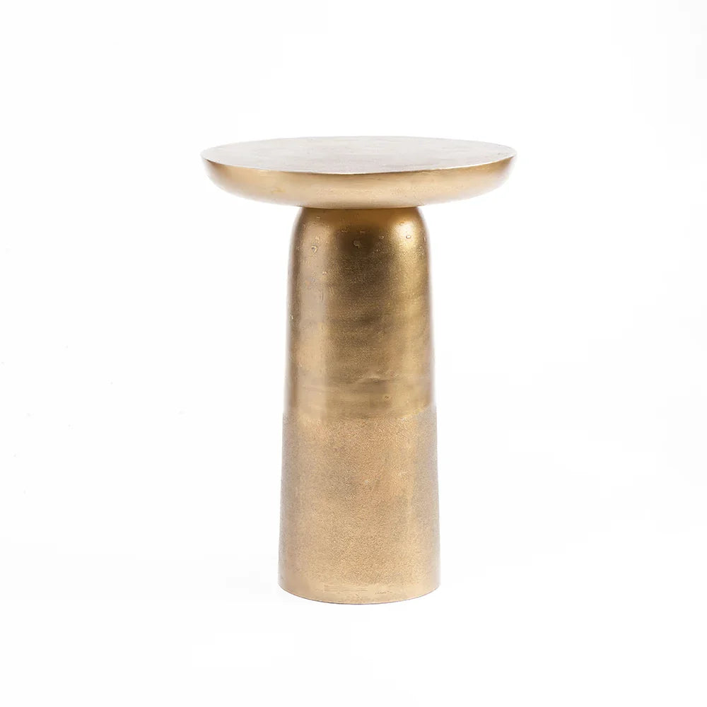 Brassa Accent Table - L: 15’’ W: 15’’ H: 21’’ / Aluminium / Matte Antique Brass - Furniture