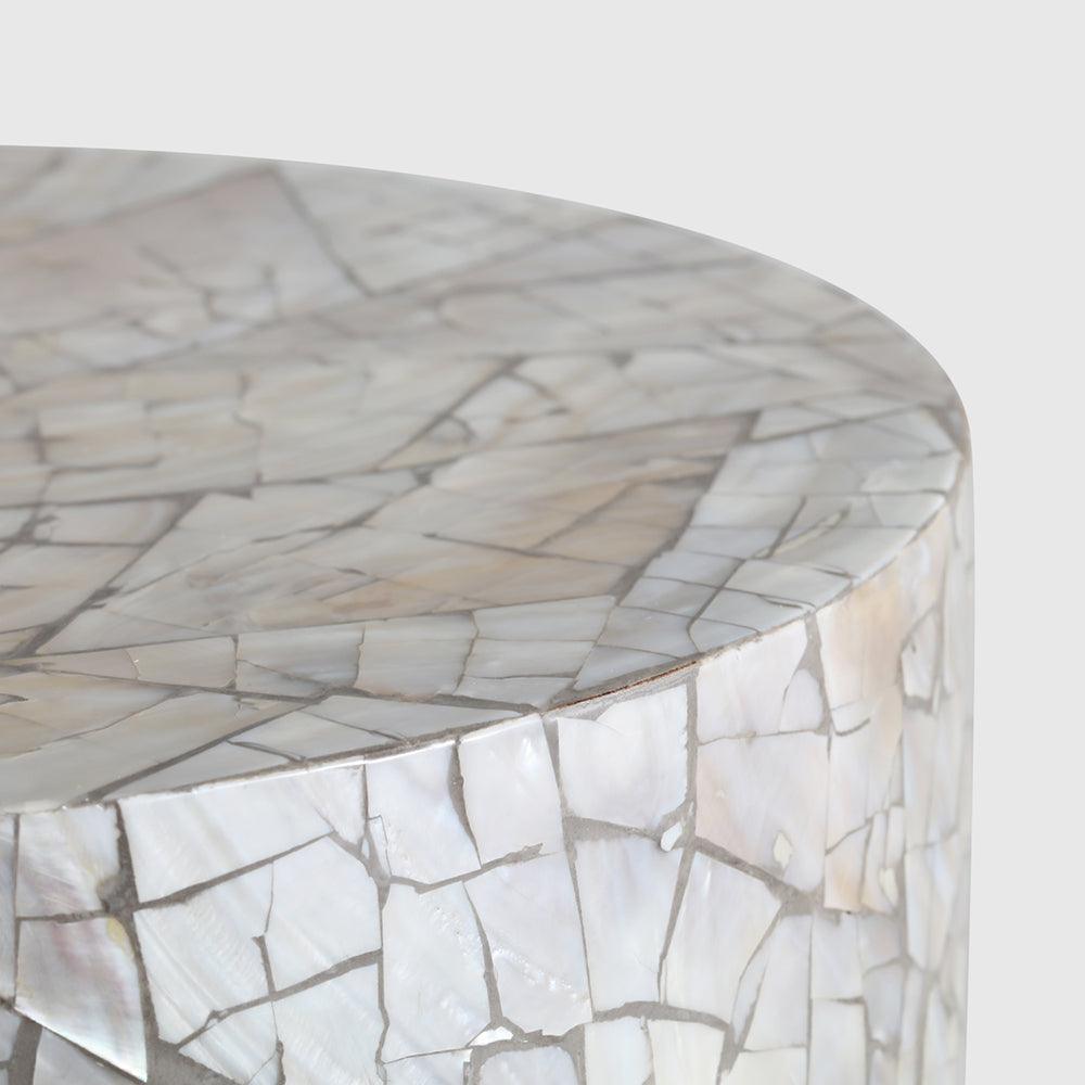 Capiz Shell Side Table - Capiz Shell / L:35 x B:35 x H:48 In cm - Indoor Furniture