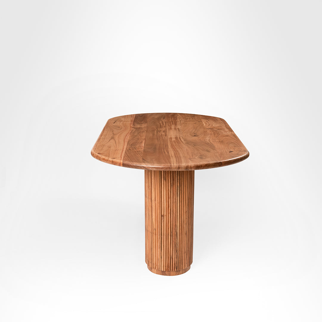 Eleanor Dining Table