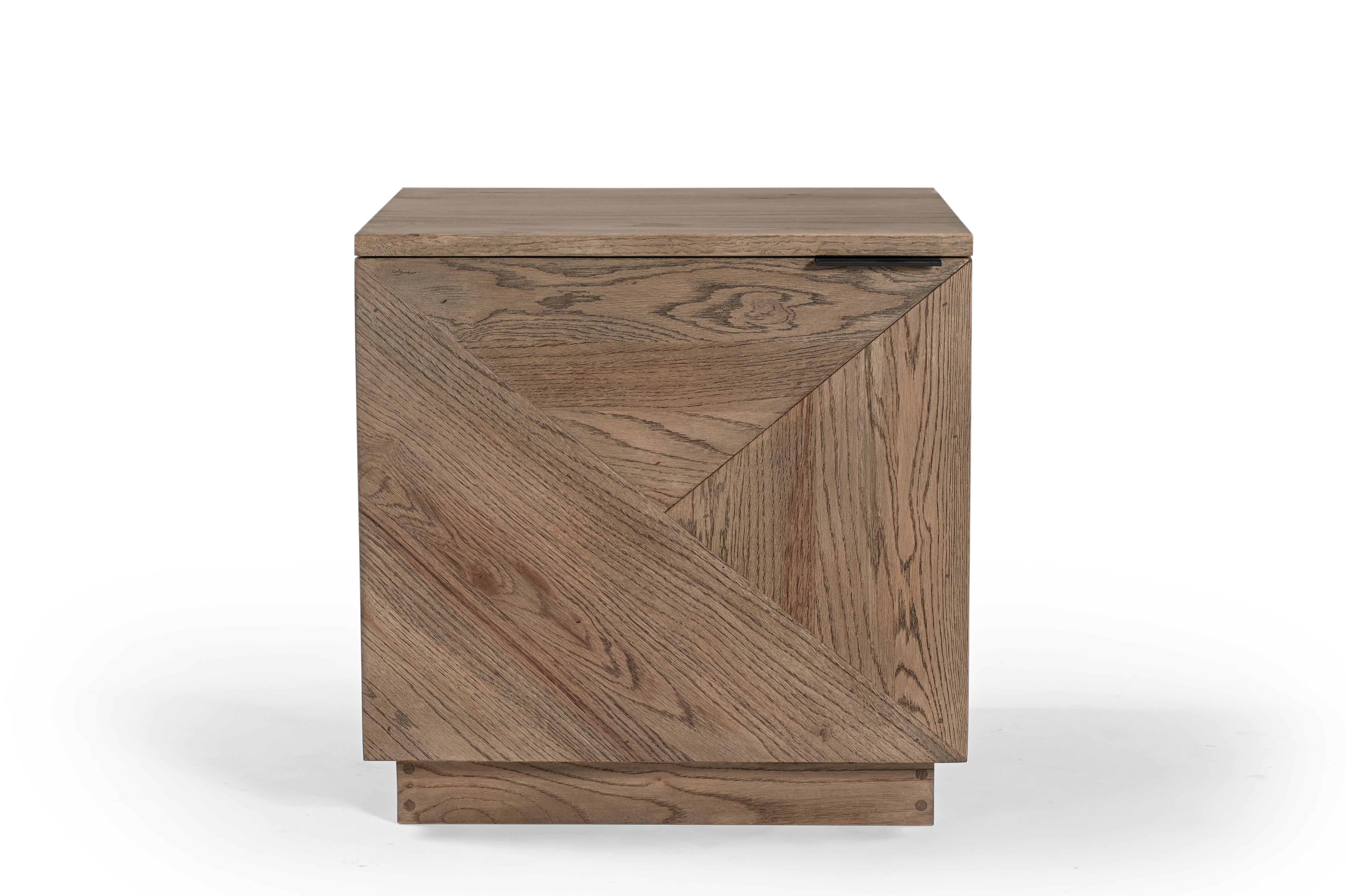 Chevron End Table - Natural / Oak Wood / L: 50.80 x W: 45.72 x H: 50.80 cms - Indoor Furniture