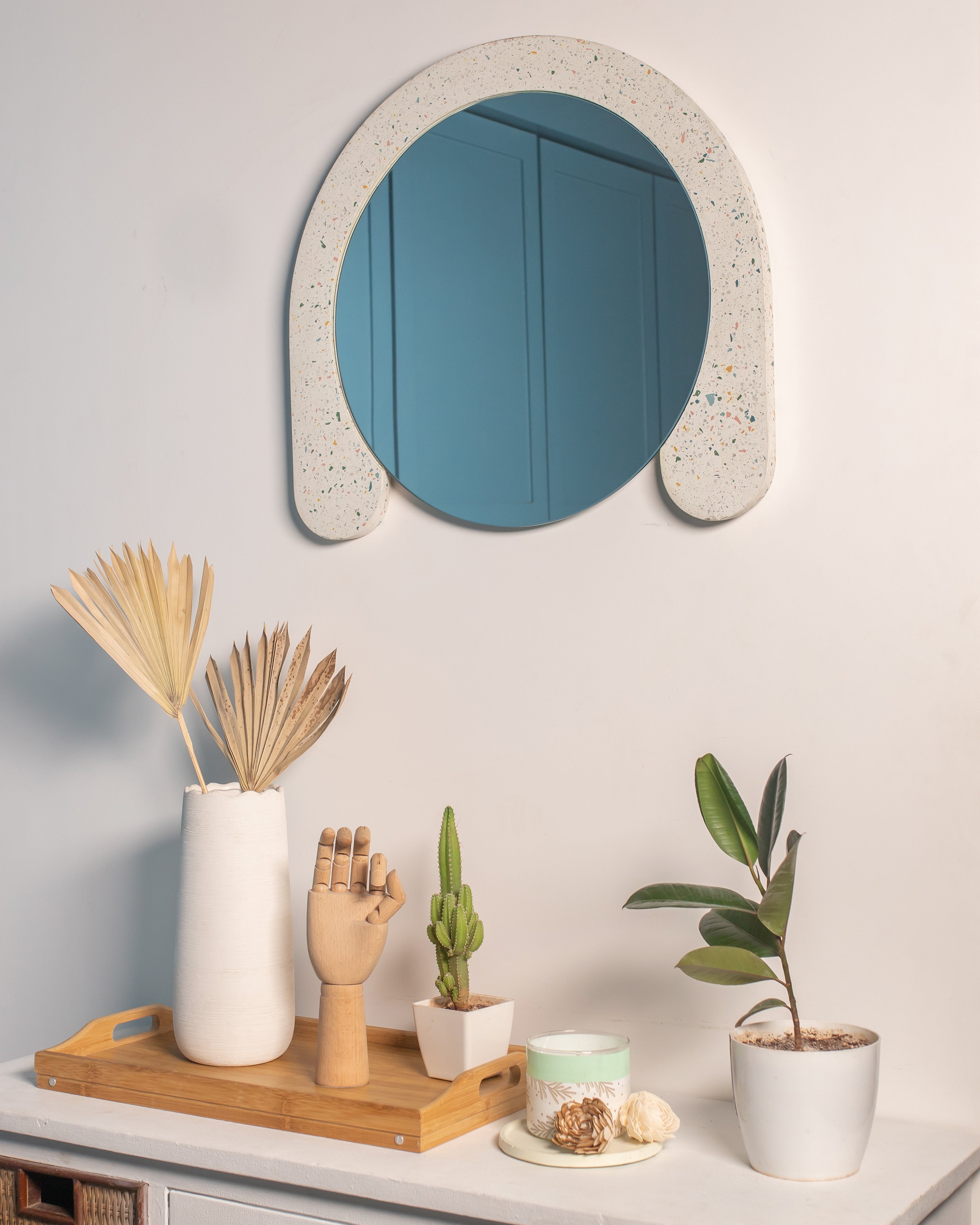 Donna Mirror - Decor