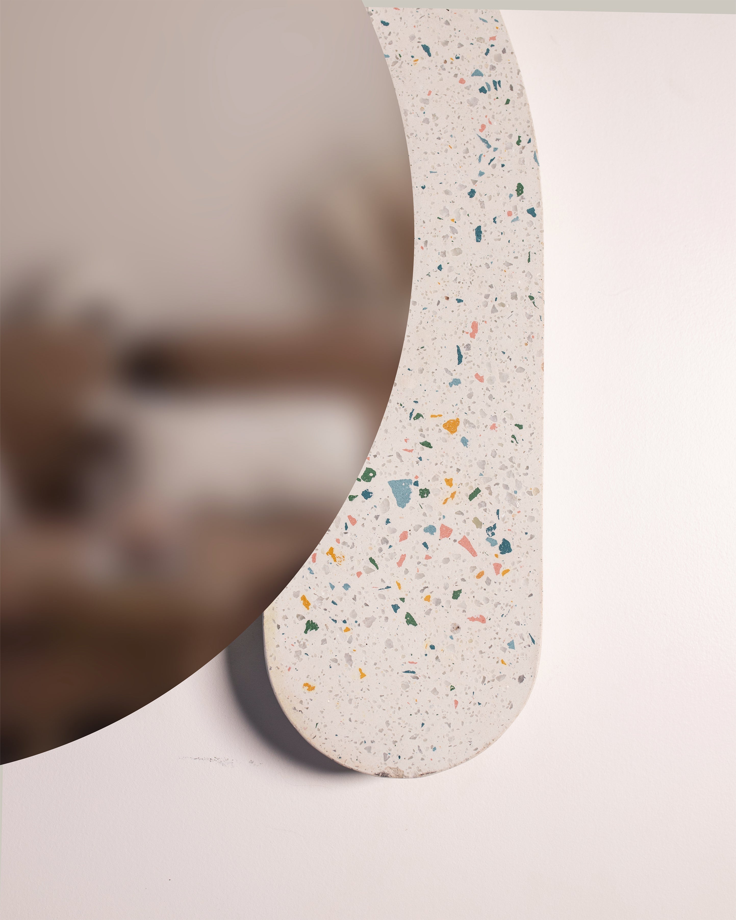 Donna Mirror - Decor