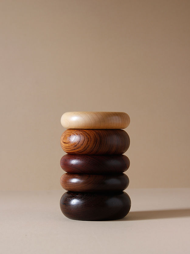 Dunes 03 Set of 5 - white to light beige and Brown and Reddish and Dark Brown and Black / Sycamore, Teak, Meranti,