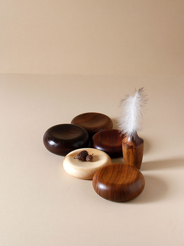 Dunes 03 Set of 5 - white to light beige and Brown and Reddish and Dark Brown and Black / Sycamore, Teak, Meranti,