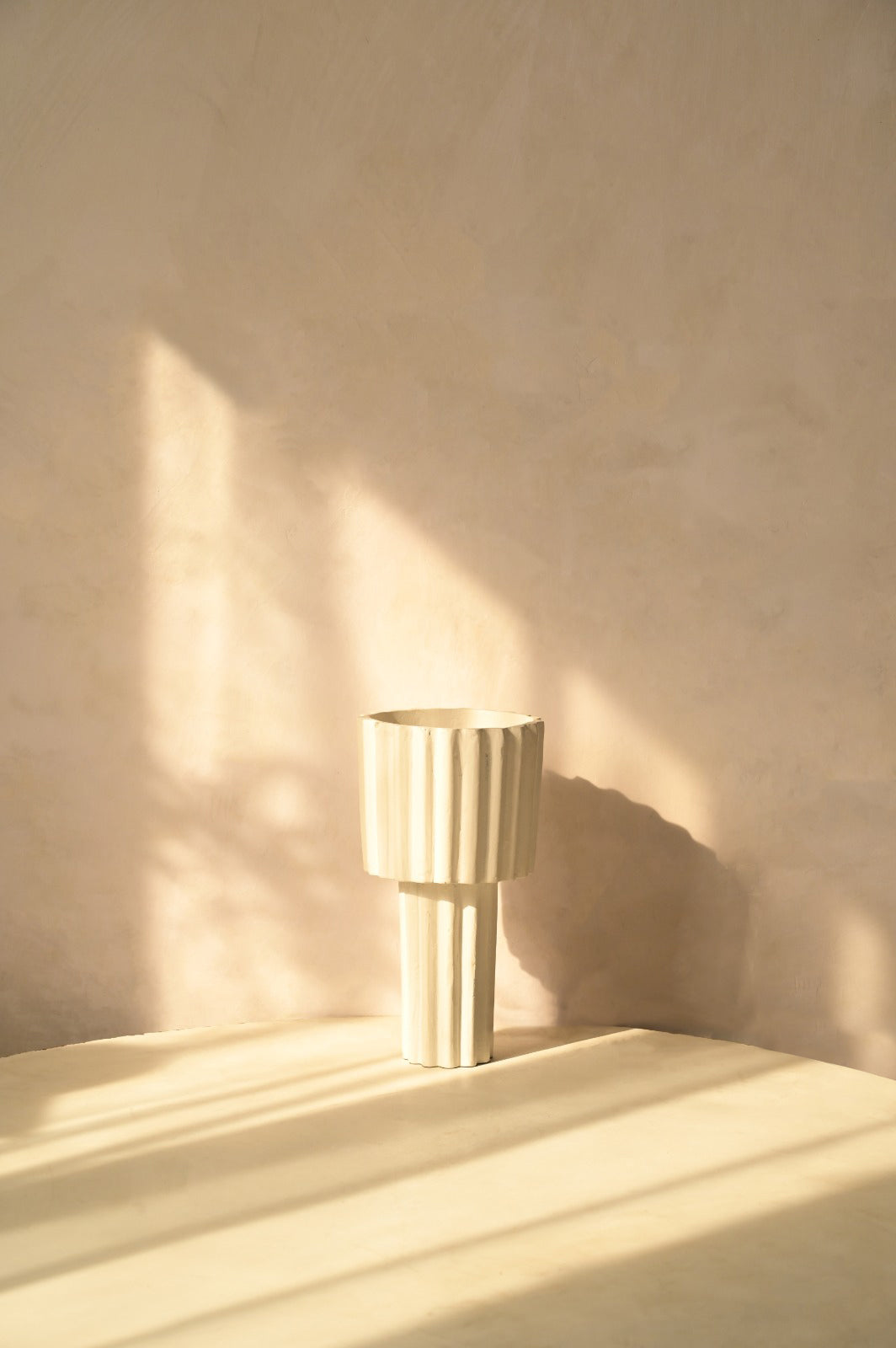 Flair Table Lamp - L:7 x W:7 x H:12 In inches / Aluminium - Lighting