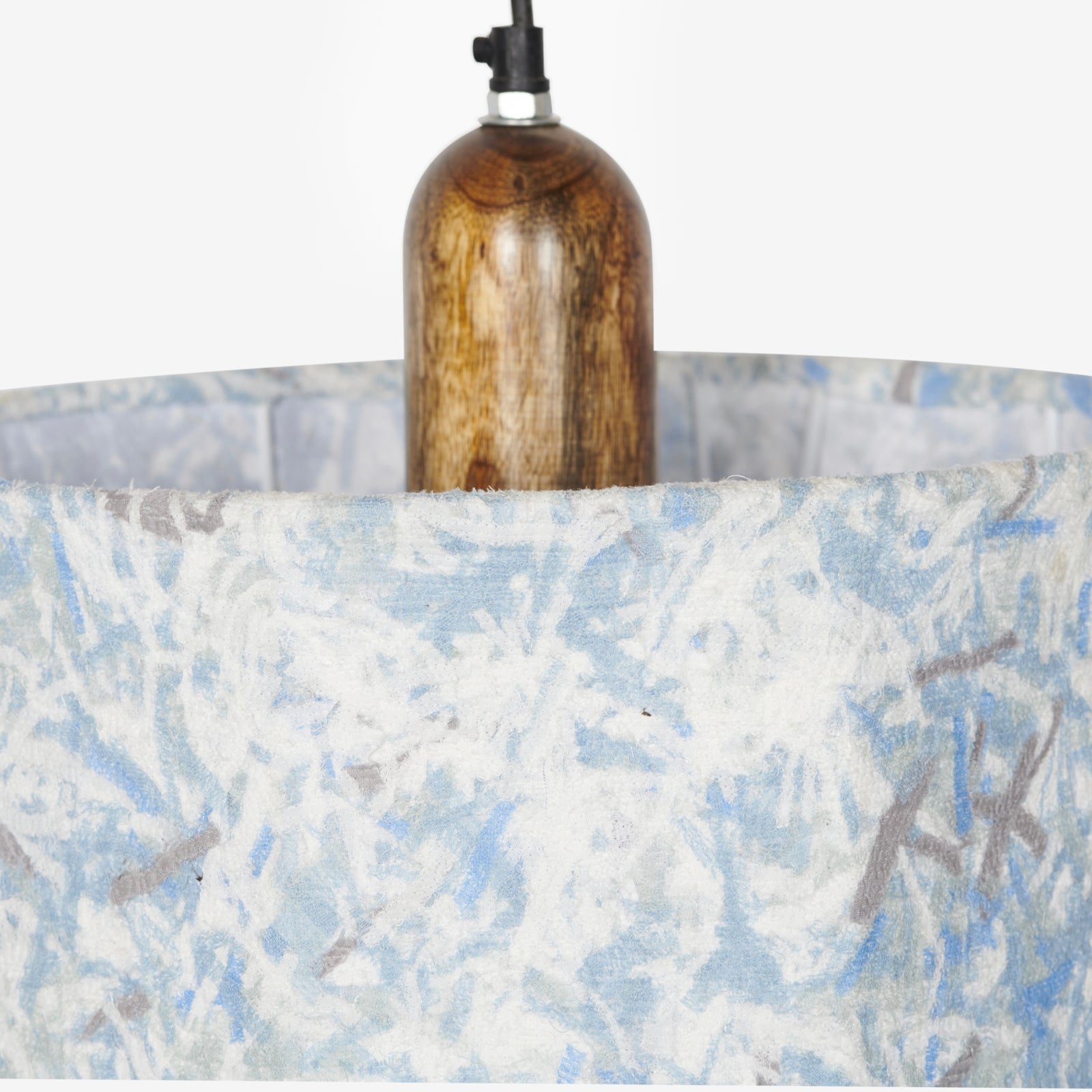 Flake Hanging Lamp Blue - Natural Wood and Blue Waste Fabrics Shred / 31x31x27 cm / Blue fabric waste upcycled