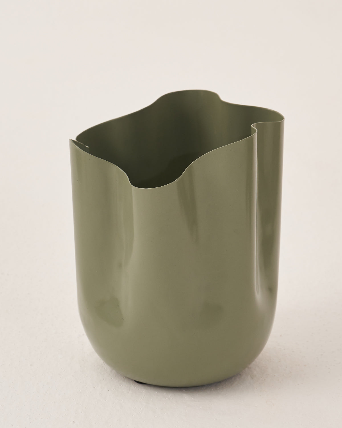 Fluted Bloom Planter - Green / Metal / 20L X 20W X 24H In Cms - Garden