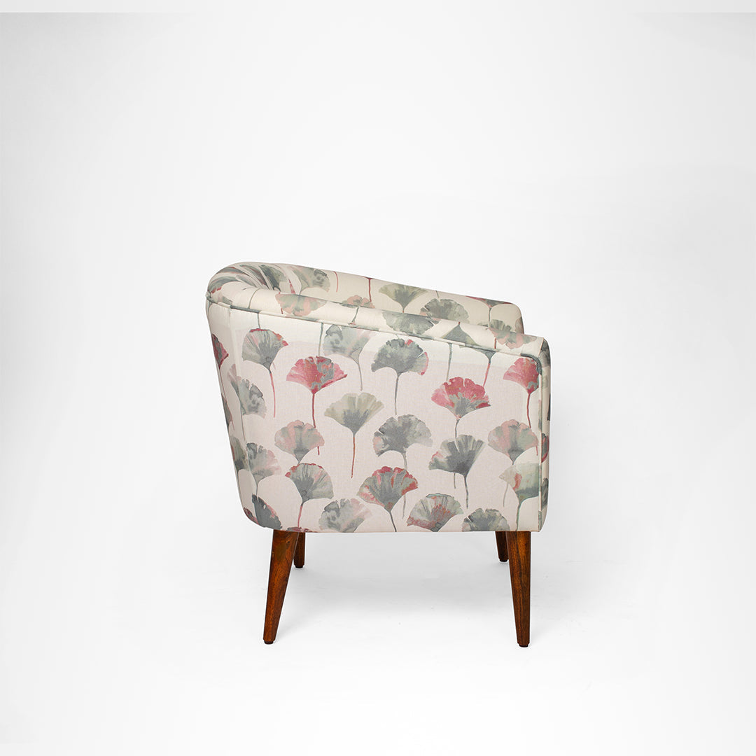 Gingko Lounge Chair - W: 27’’ D: 27’’ H: 31’’ SH: 16’’ / Cream / Fabric And Solid Beech Wood Legs - Indoor Furniture