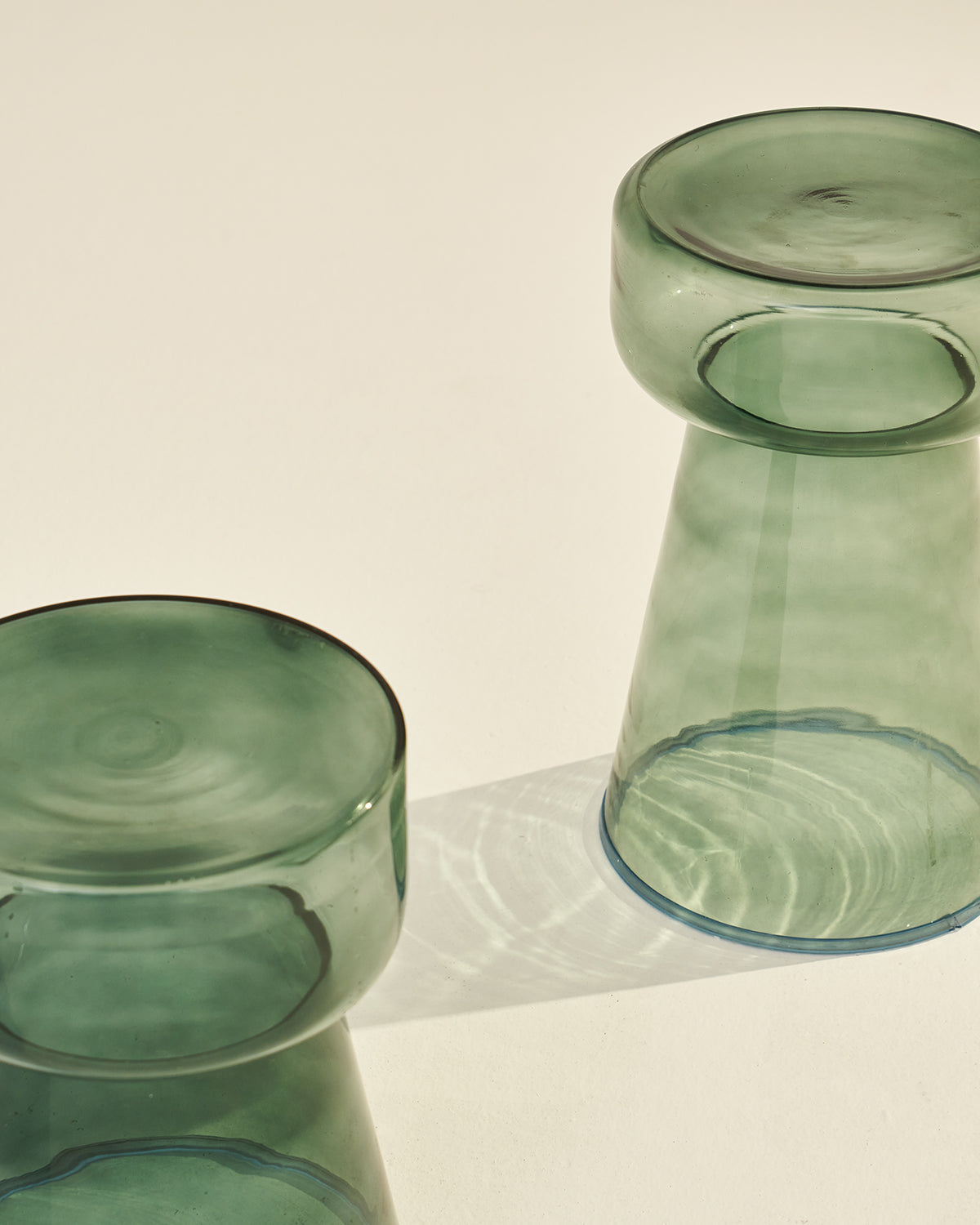 Glassgow - Set of 2 - Green / Handblown Glass / Large:29L X 29W X 48H and Small:29L X 29W X 38H In Cms - Décor