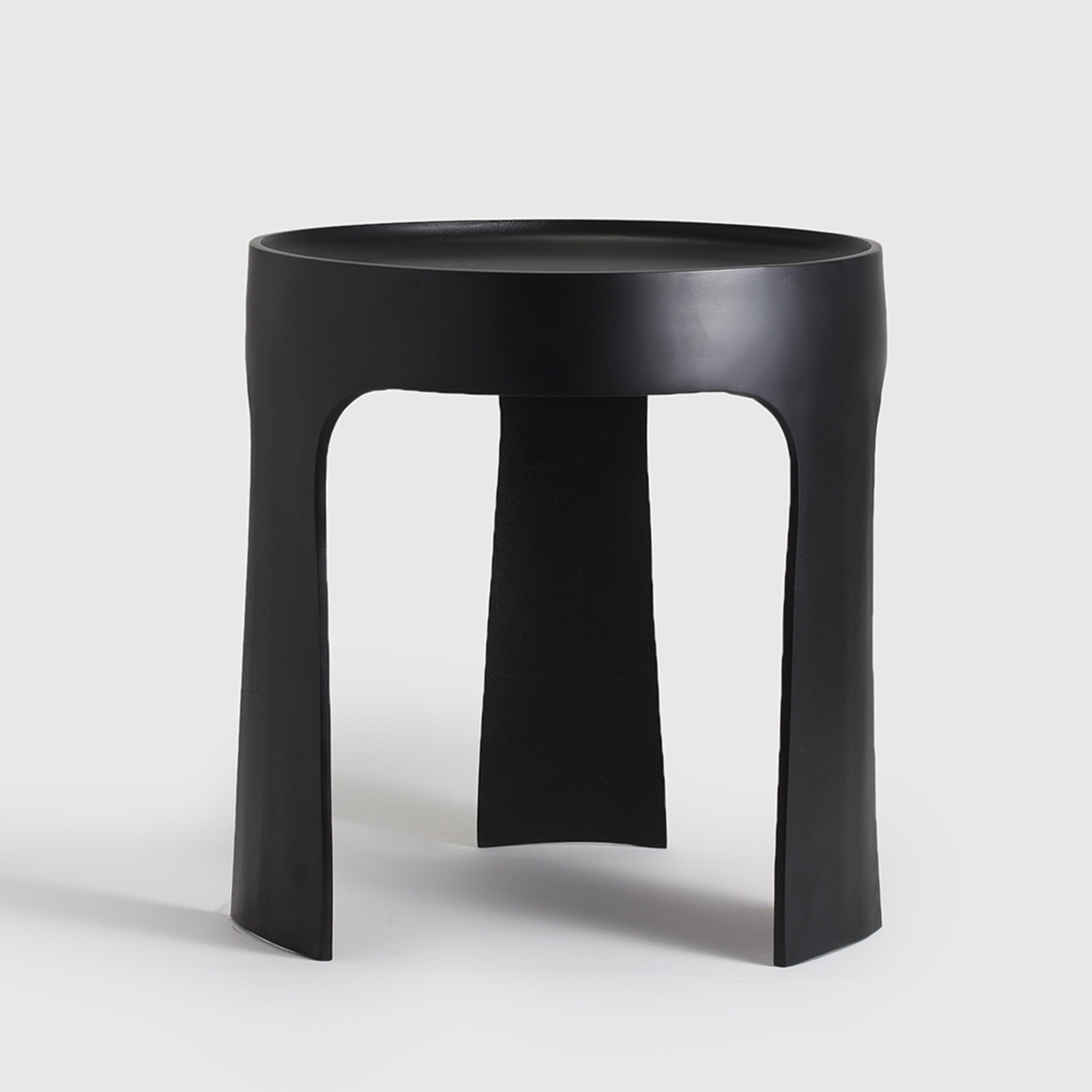 Hull Side Table - Aluminum / L:46 x B:46 x H:49 In cm - Indoor Furniture