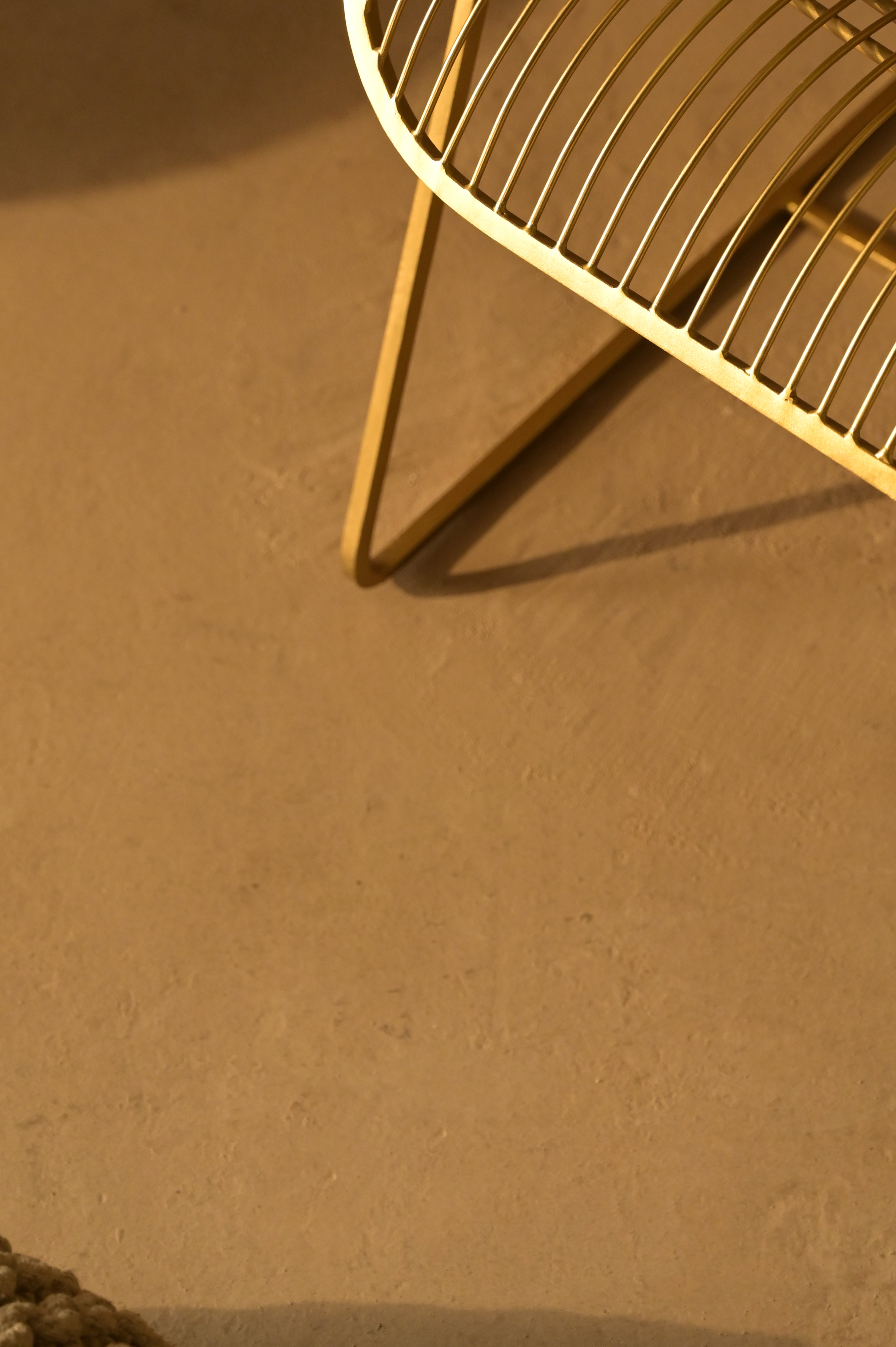 Lir Lounger - L:27 x W:24 x H:27 In inches / Metal - Indoor Furniture
