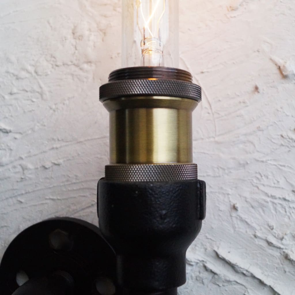 Low-Key Dawn Industrial Wall Lamp