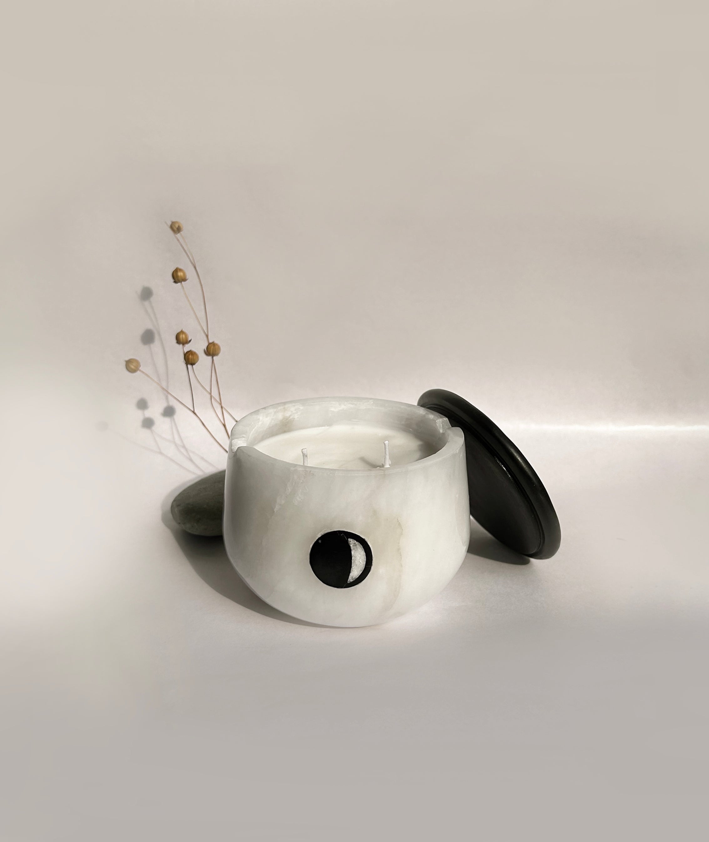 Lunar Scented Candle - Decor