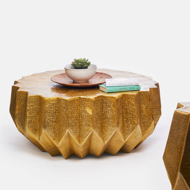 Marrakesh Coffee Table - Antique Brass / Aluminium / 36.5 ’ x 36.5’’ x 15 ’ - Indoor Furniture
